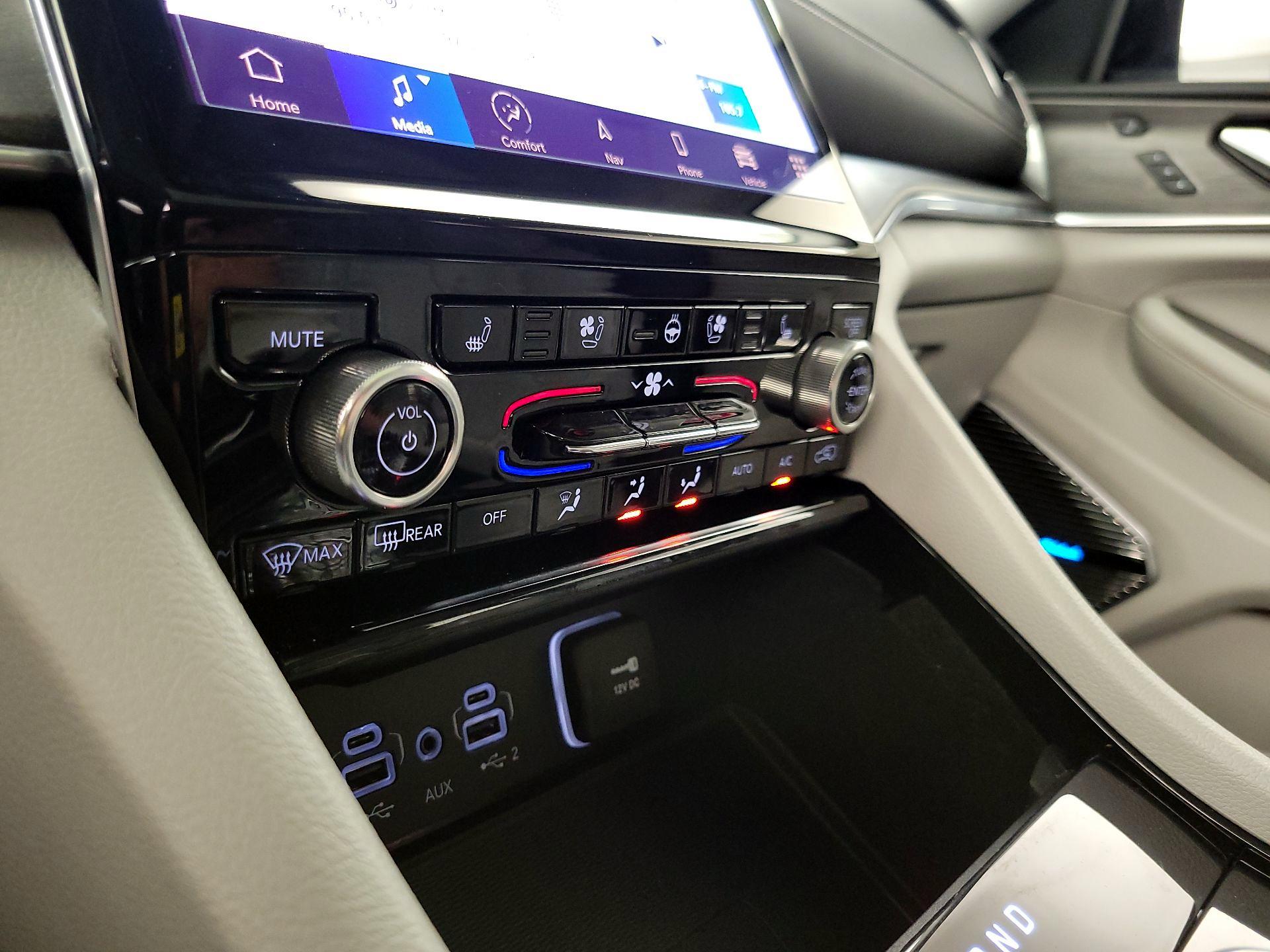 Thumbnail: 2021 Jeep Grand Cherokee L - 17