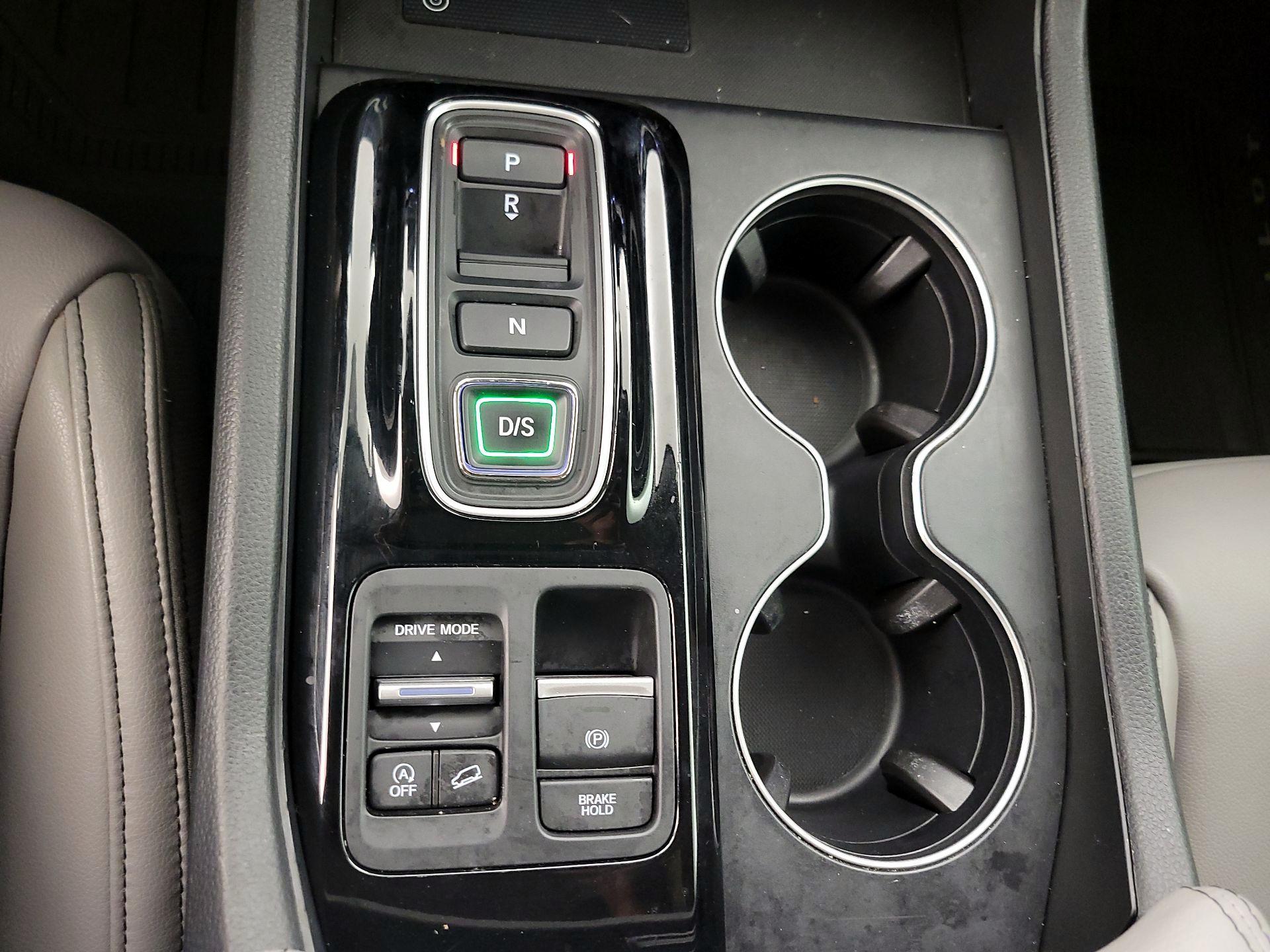 Thumbnail: 2025 Honda Pilot - 17