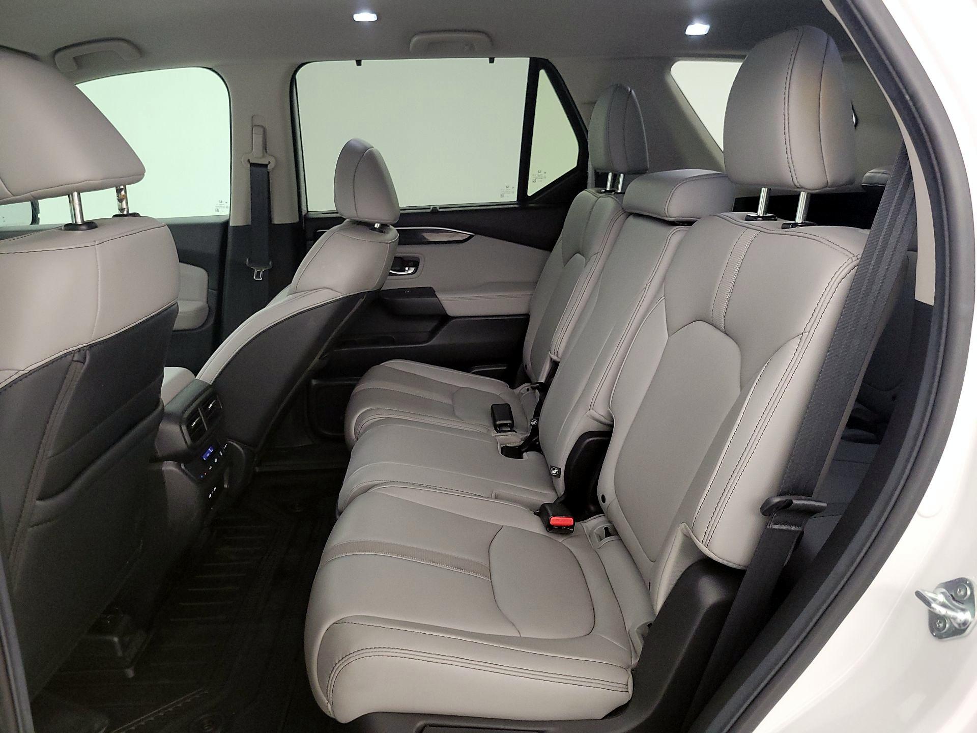 Thumbnail: 2025 Honda Pilot - 19