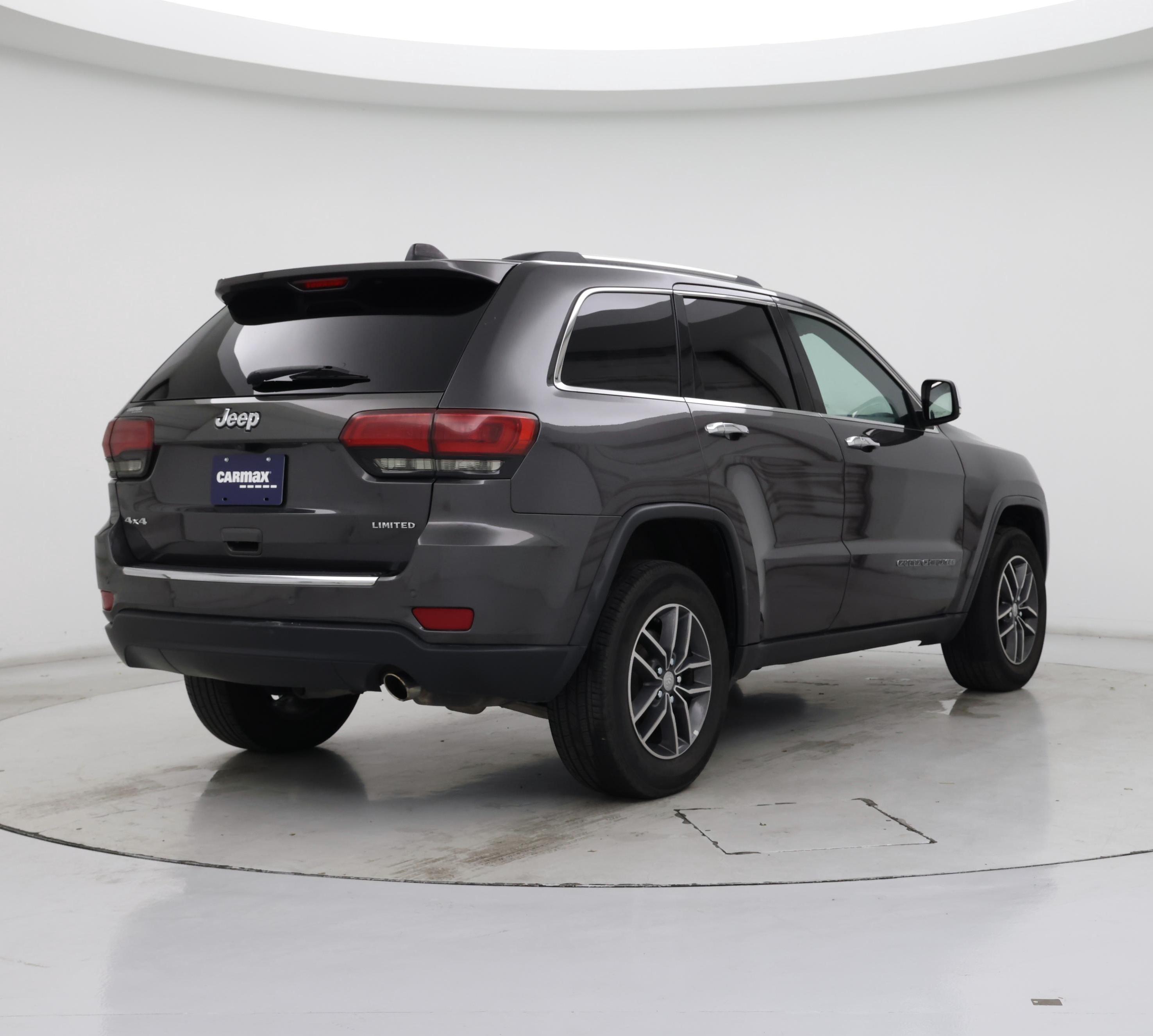 Thumbnail: 2018 Jeep Grand Cherokee - 8