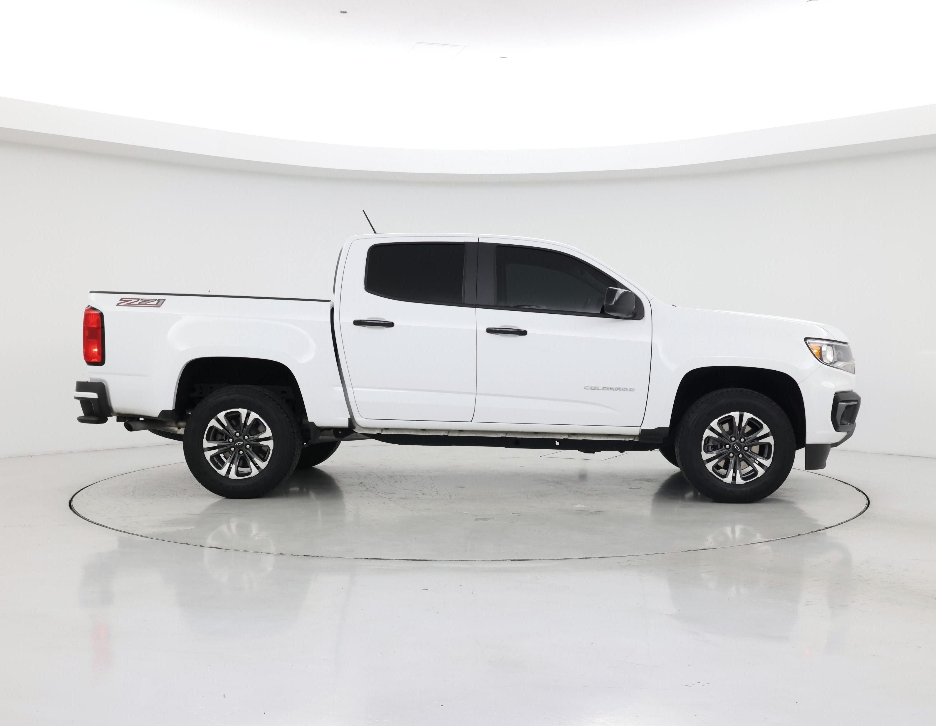 Thumbnail: 2022 Chevrolet Colorado - 7