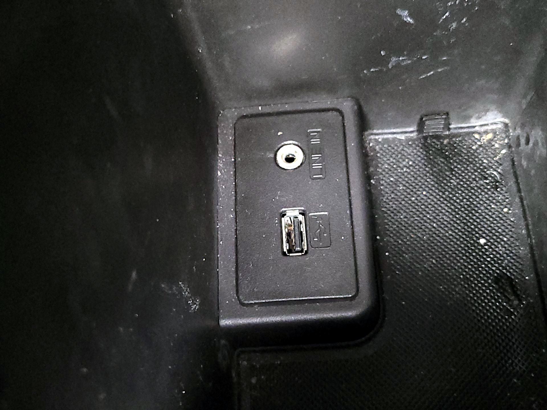 Thumbnail: 2016 Ford Transit Series - 18