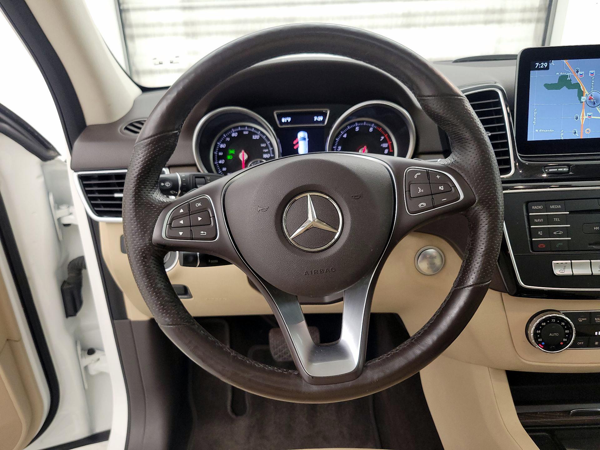 Thumbnail: 2018 Mercedes-Benz GLE - 10