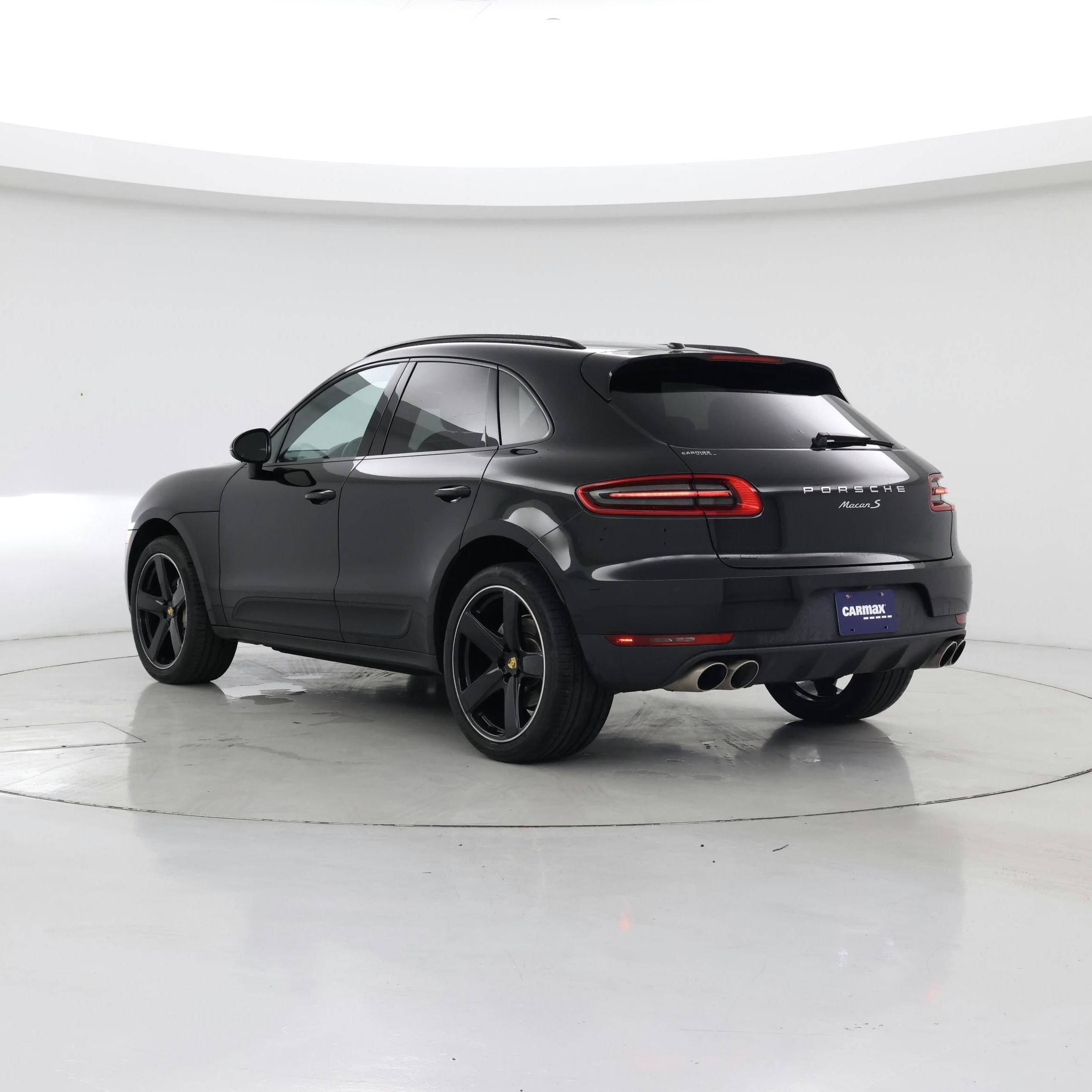 Thumbnail: 2018 Porsche Macan - 2