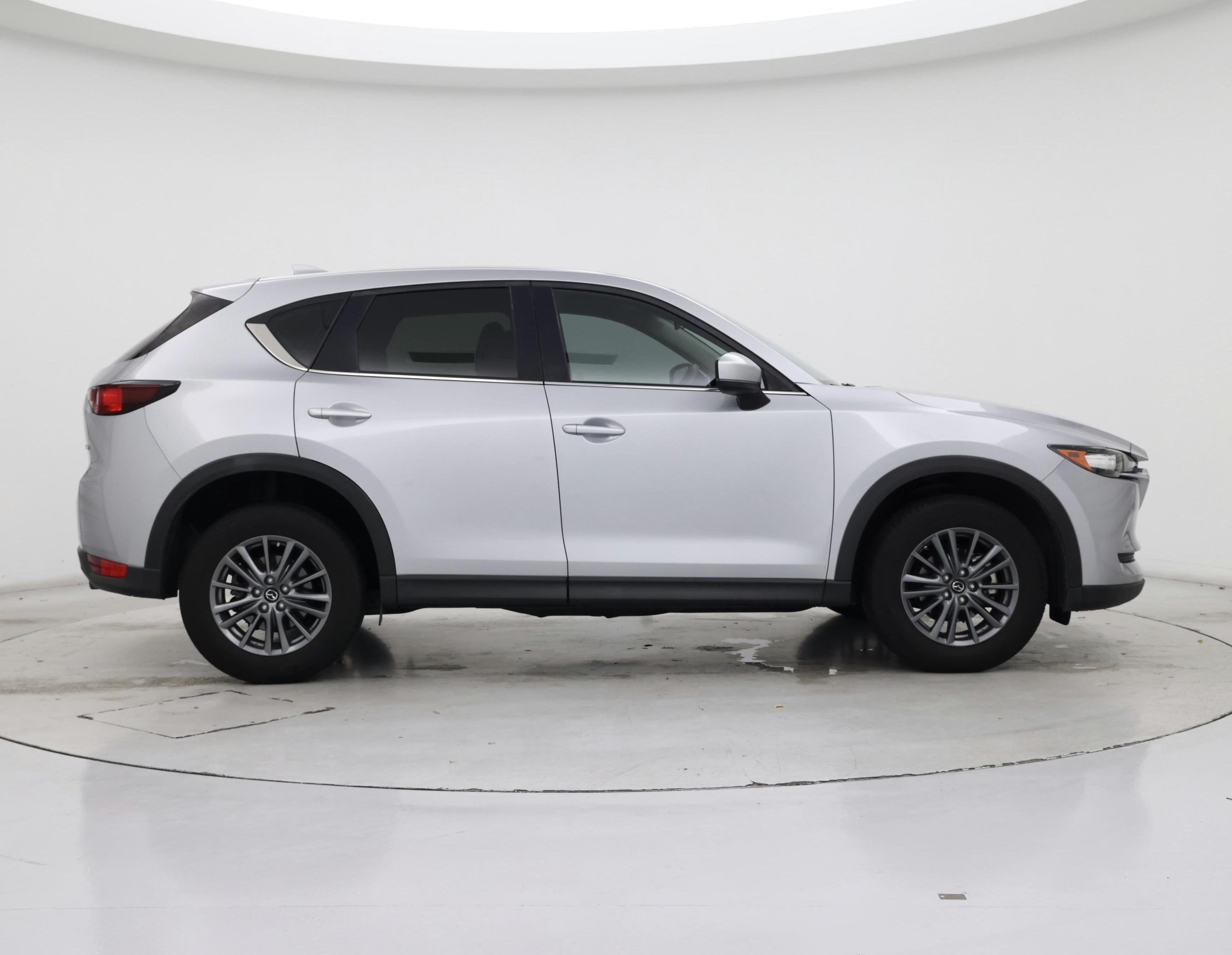 Thumbnail: 2017 Mazda CX-5 - 7