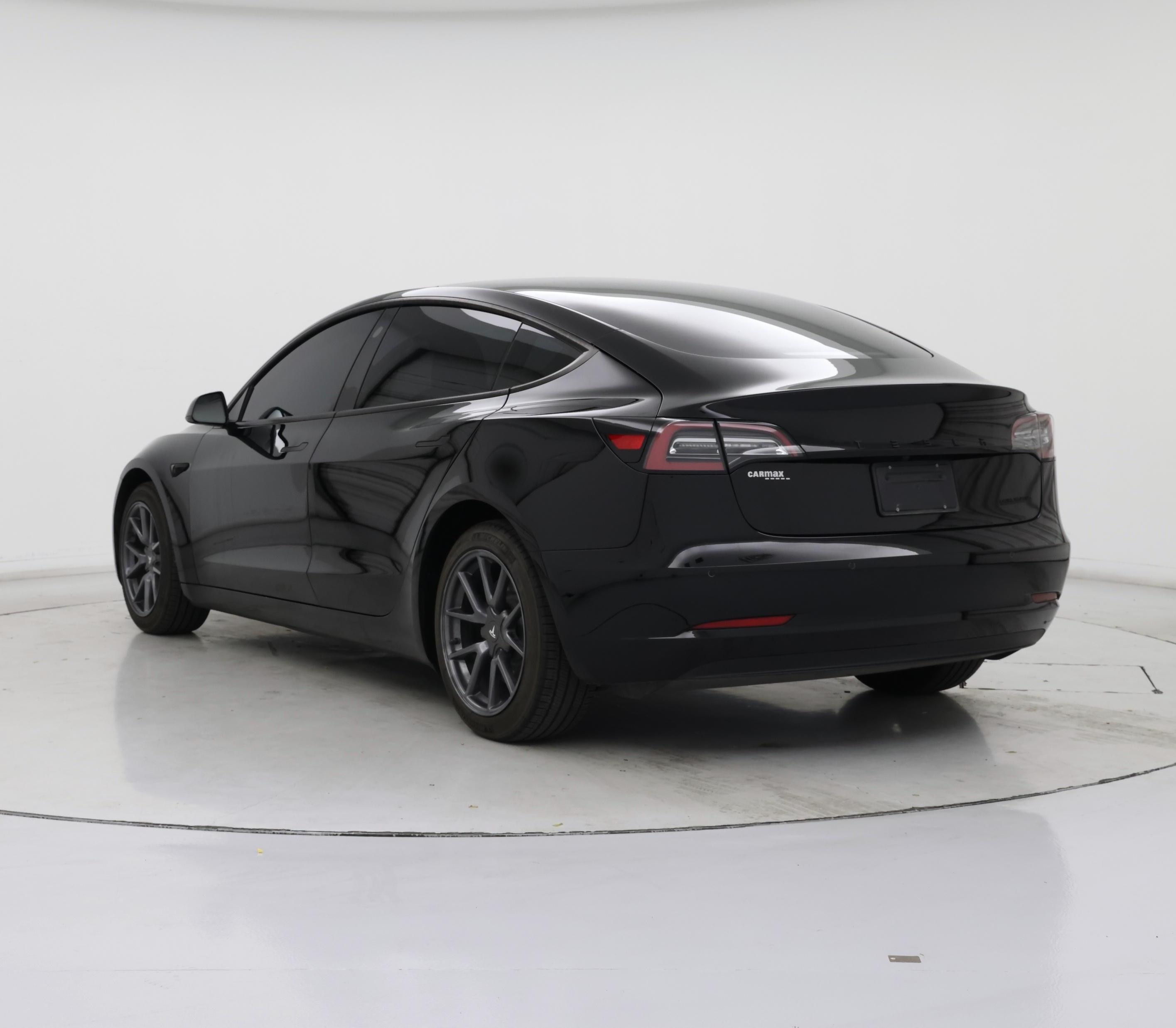 Thumbnail: 2022 Tesla Model 3 - 2