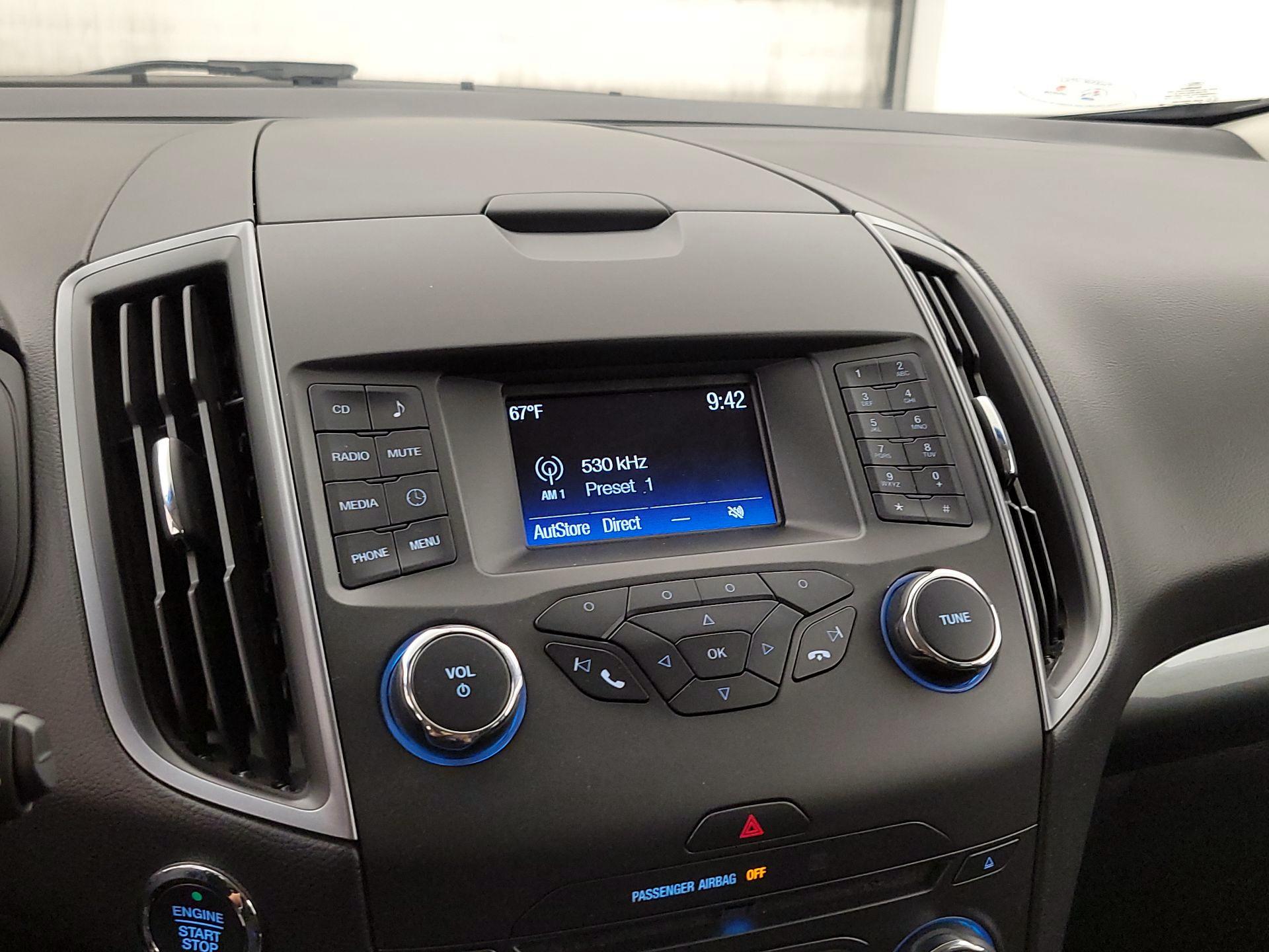 Thumbnail: 2018 Ford Edge - 15
