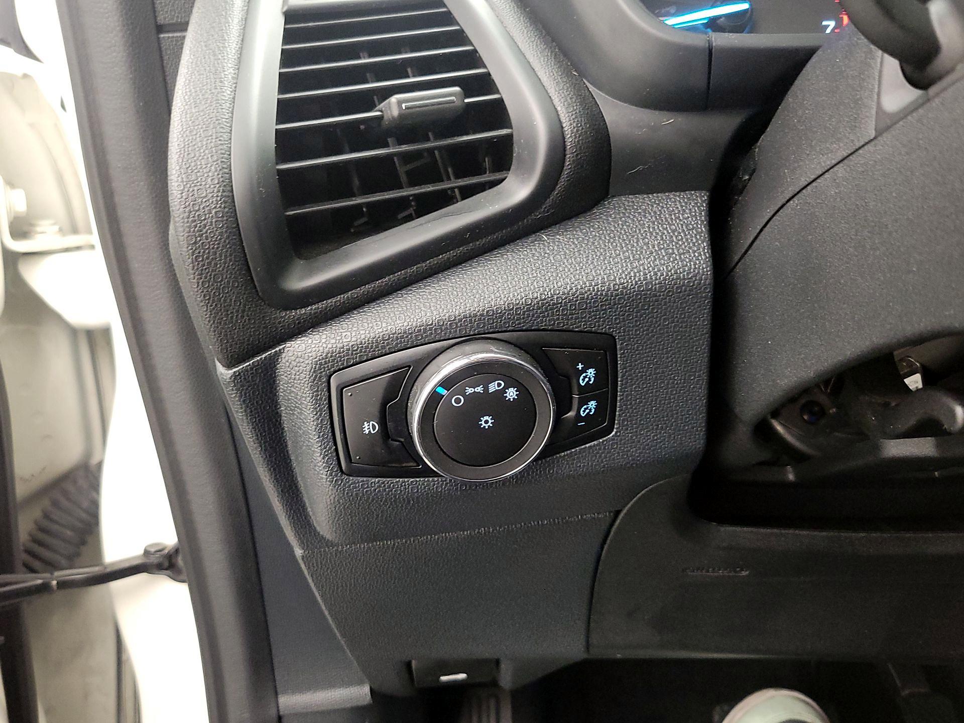 Thumbnail: 2018 Ford EcoSport - 13