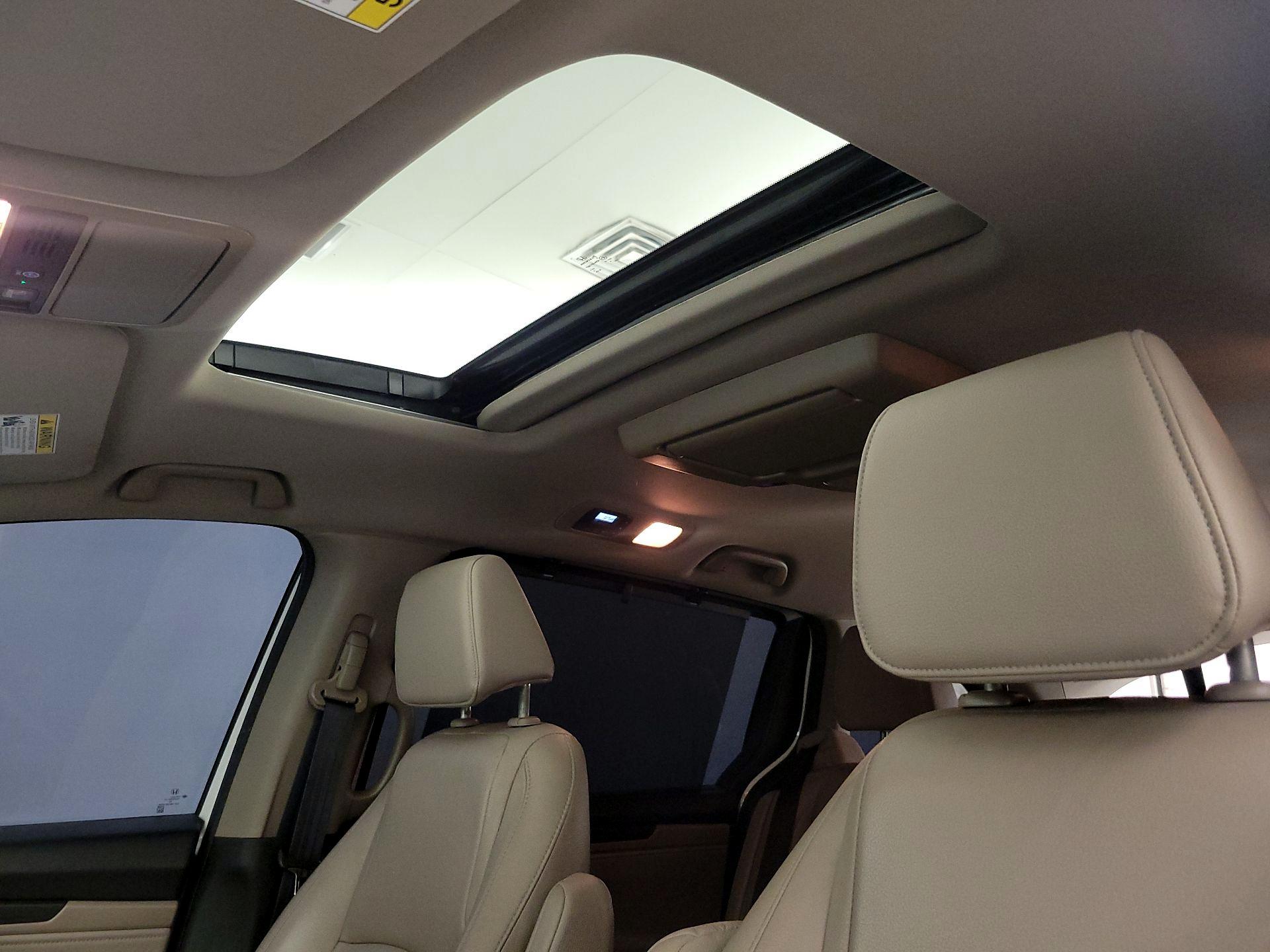 Thumbnail: 2019 Honda Odyssey - 20
