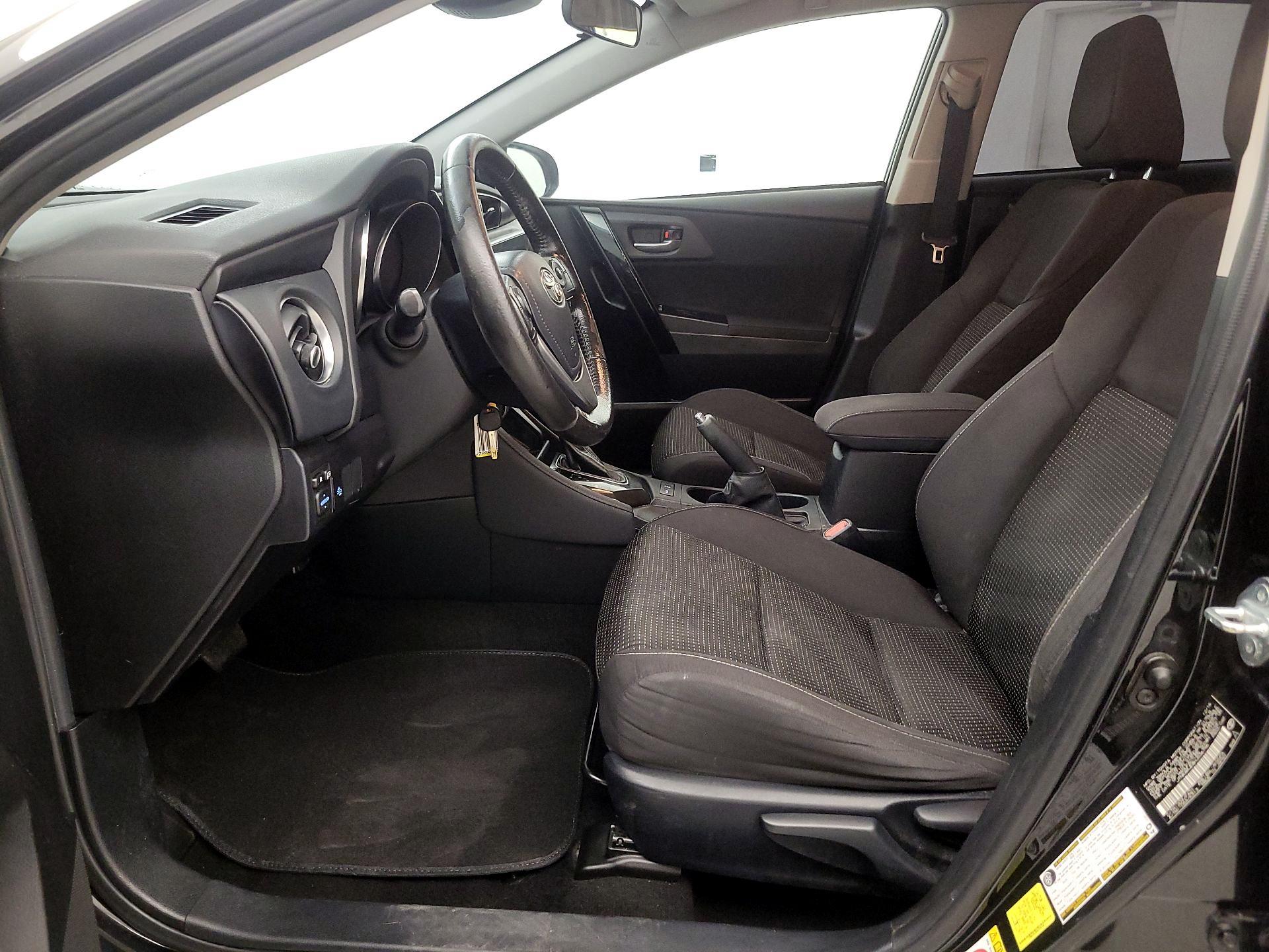 Thumbnail: 2017 Toyota Corolla iM - 11