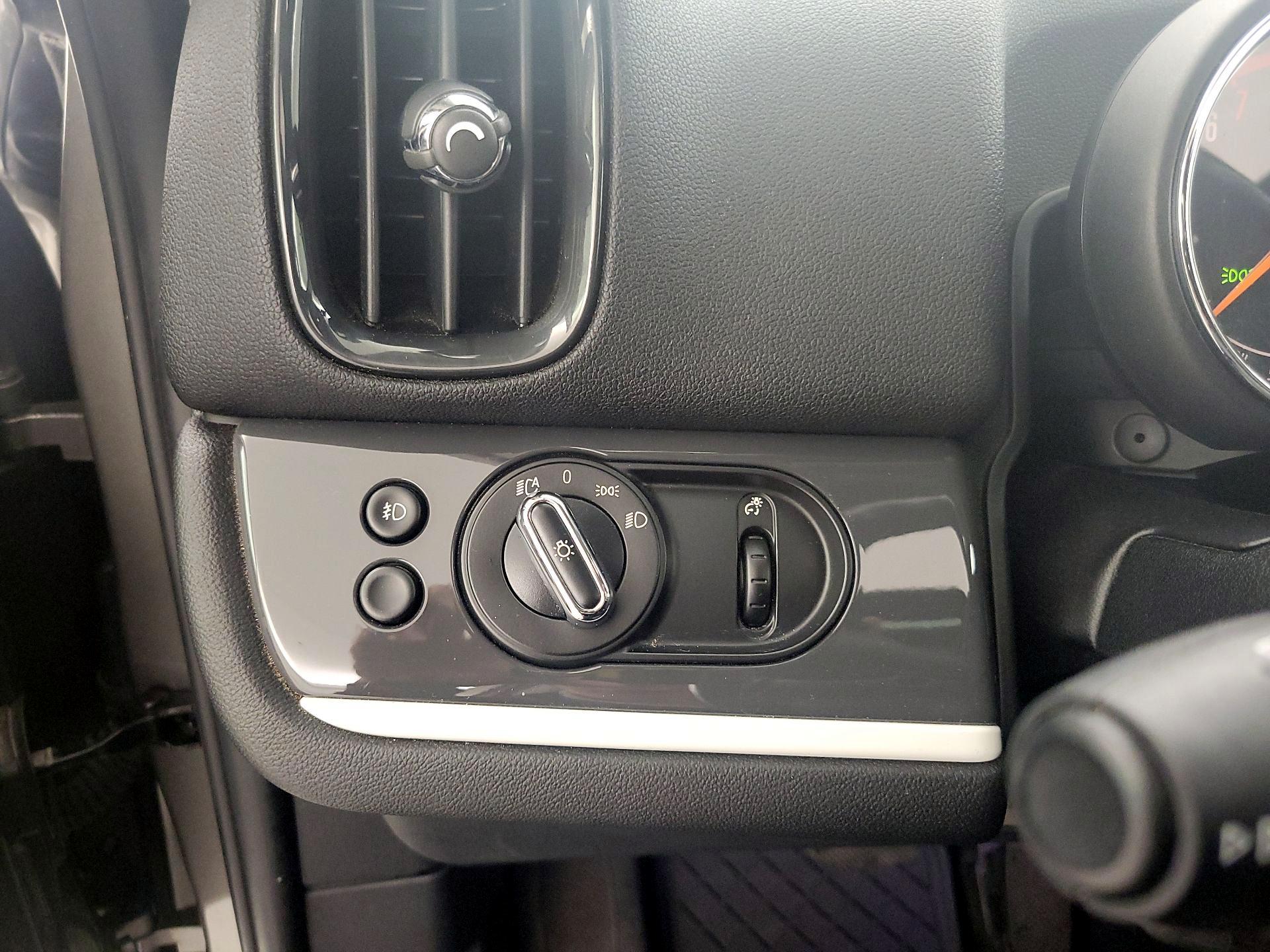 Thumbnail: 2018 MINI Cooper Countryman - 13