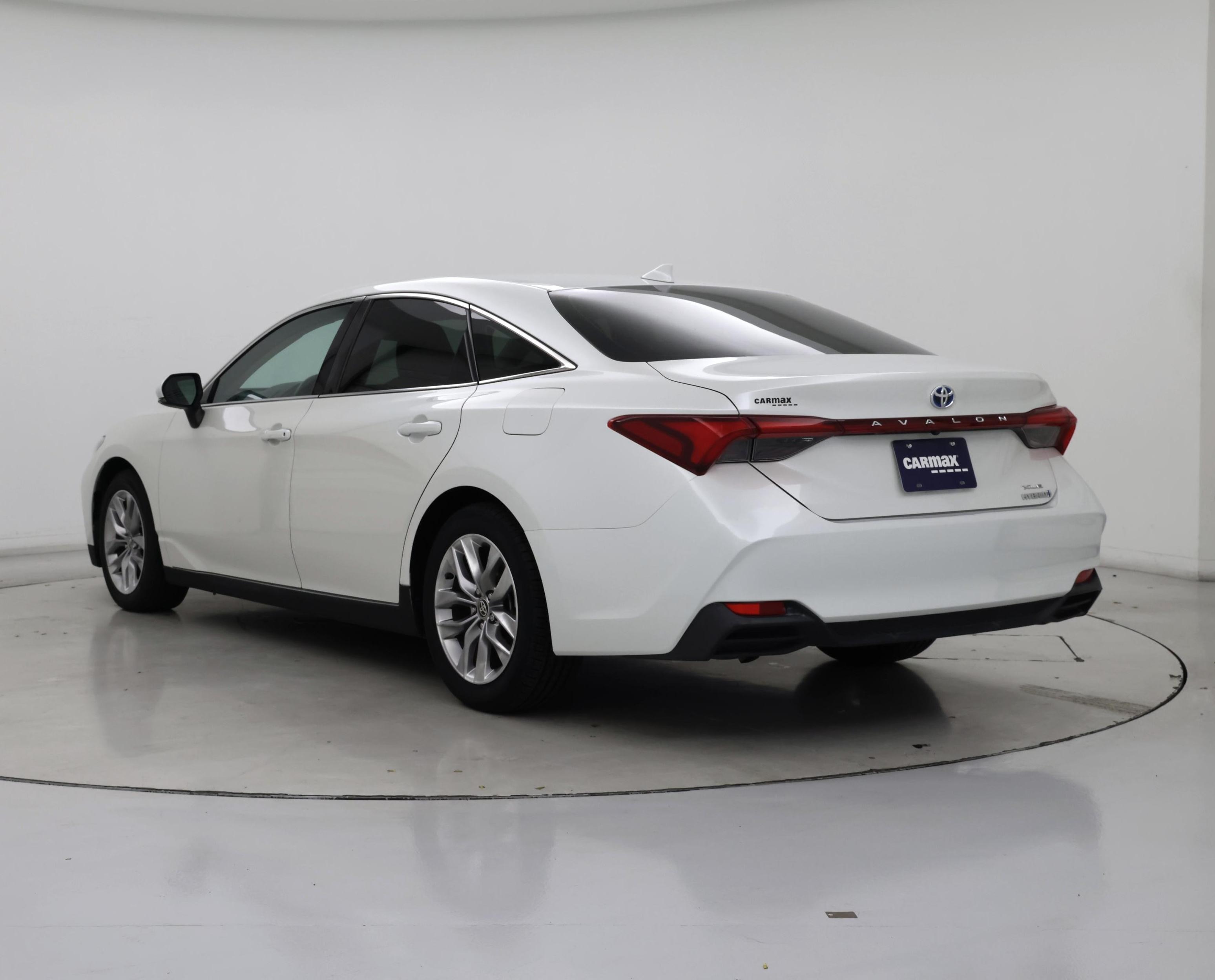 Thumbnail: 2020 Toyota Avalon - 2