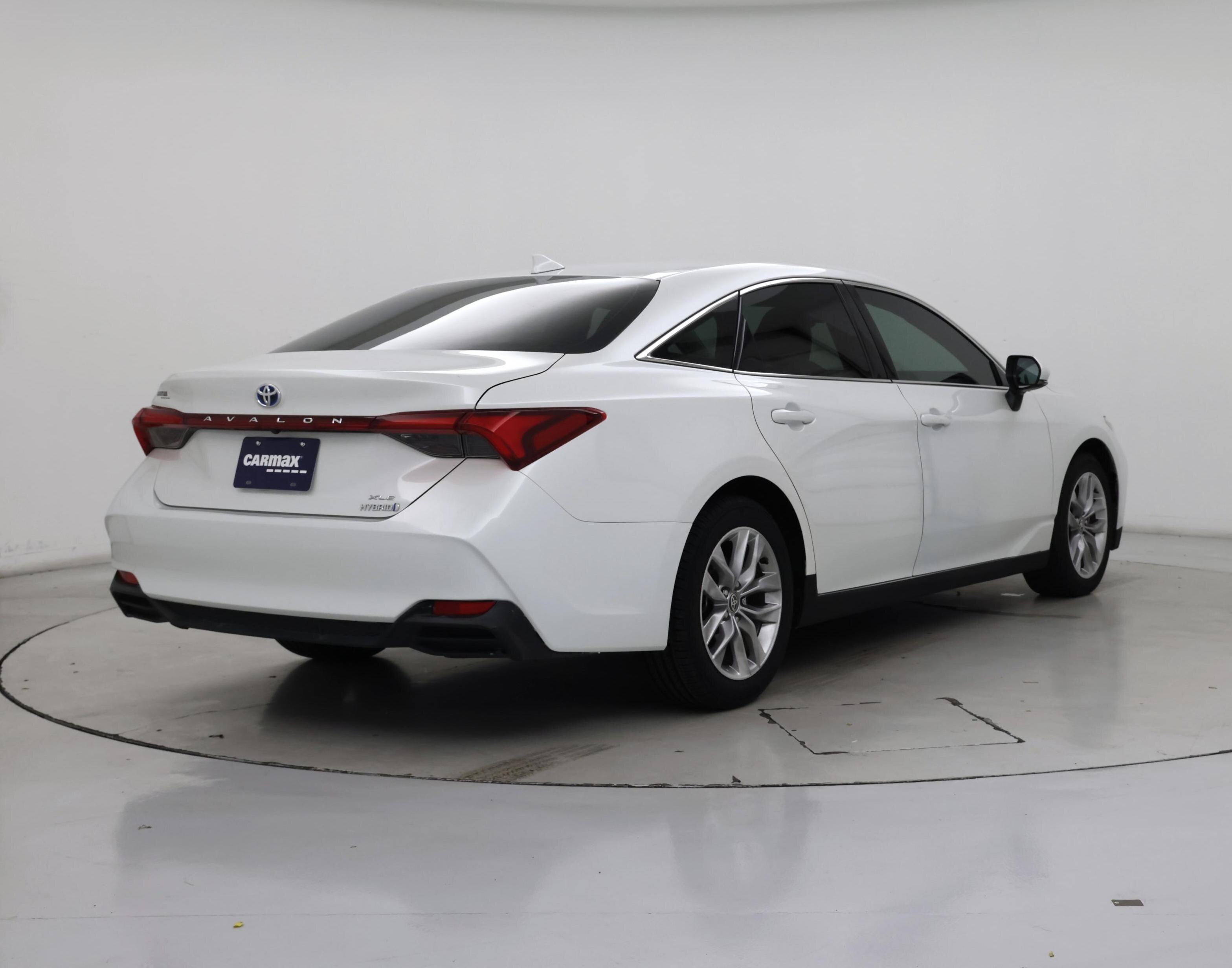 Thumbnail: 2020 Toyota Avalon - 8