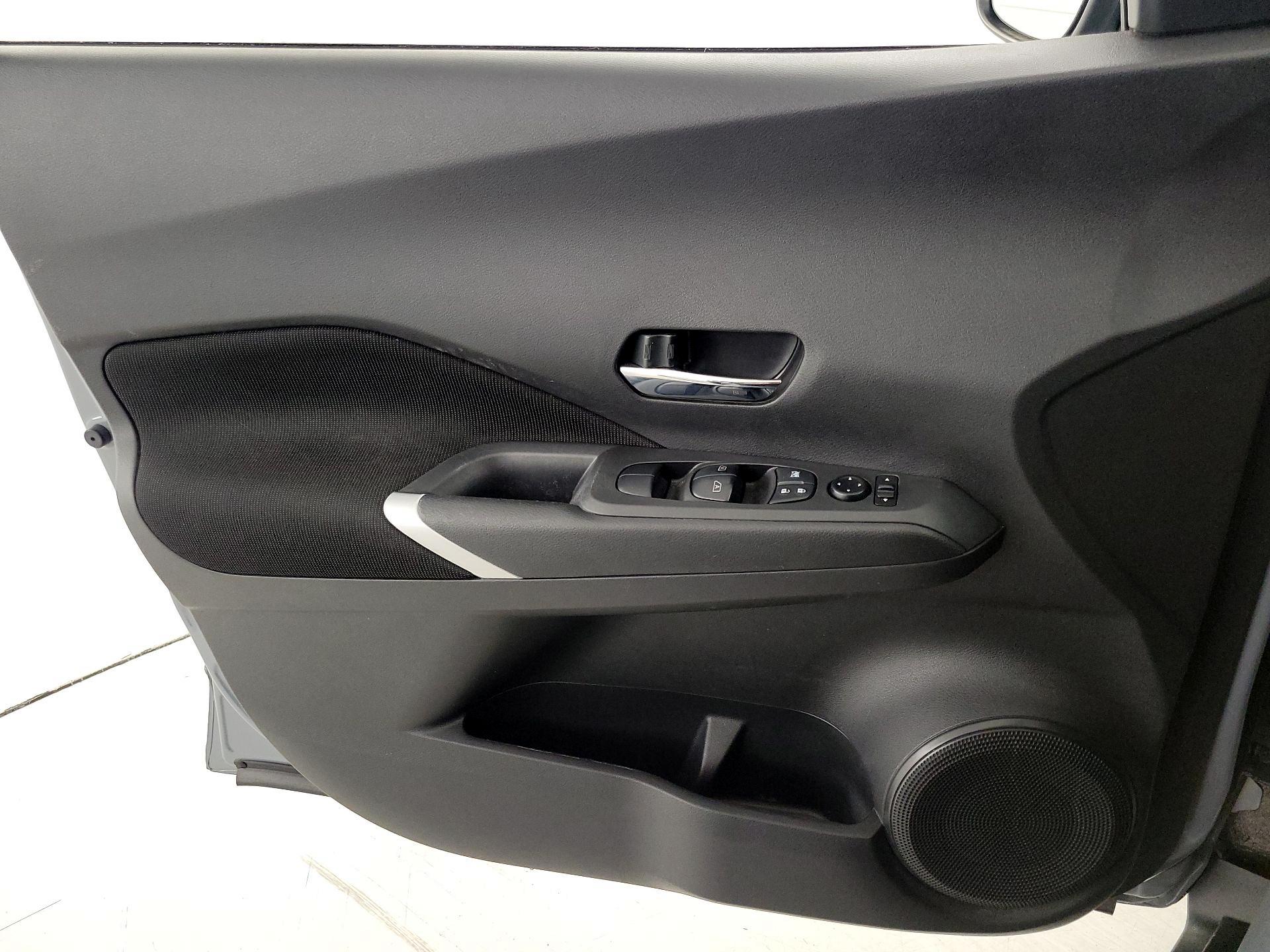 Thumbnail: 2023 Nissan Kicks - 12