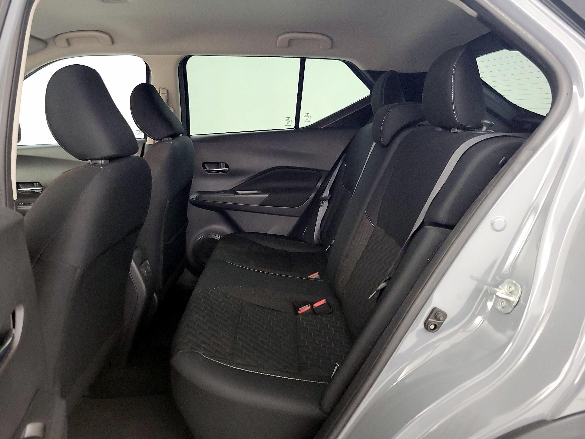 Thumbnail: 2023 Nissan Kicks - 19