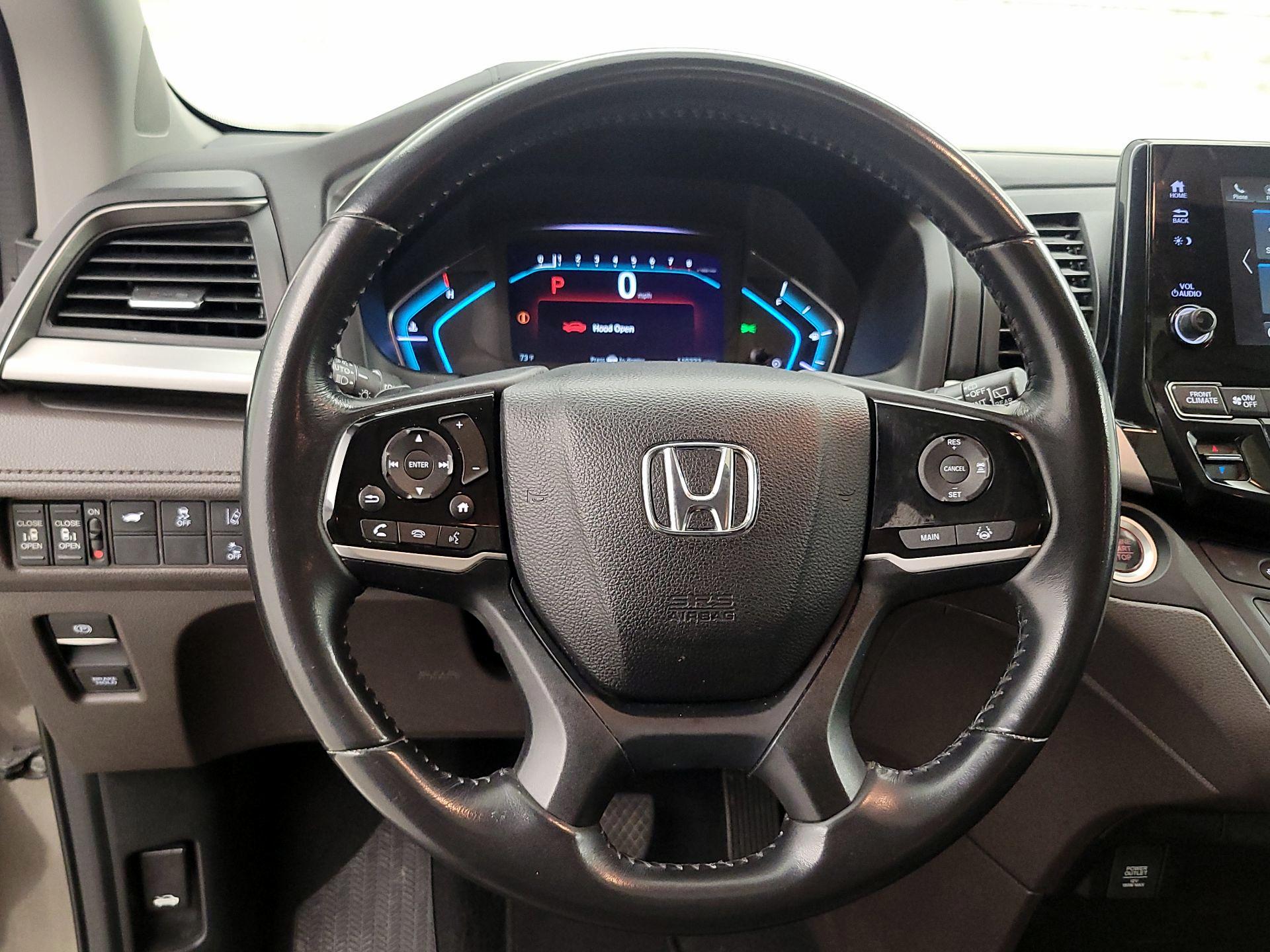 Thumbnail: 2018 Honda Odyssey - 10