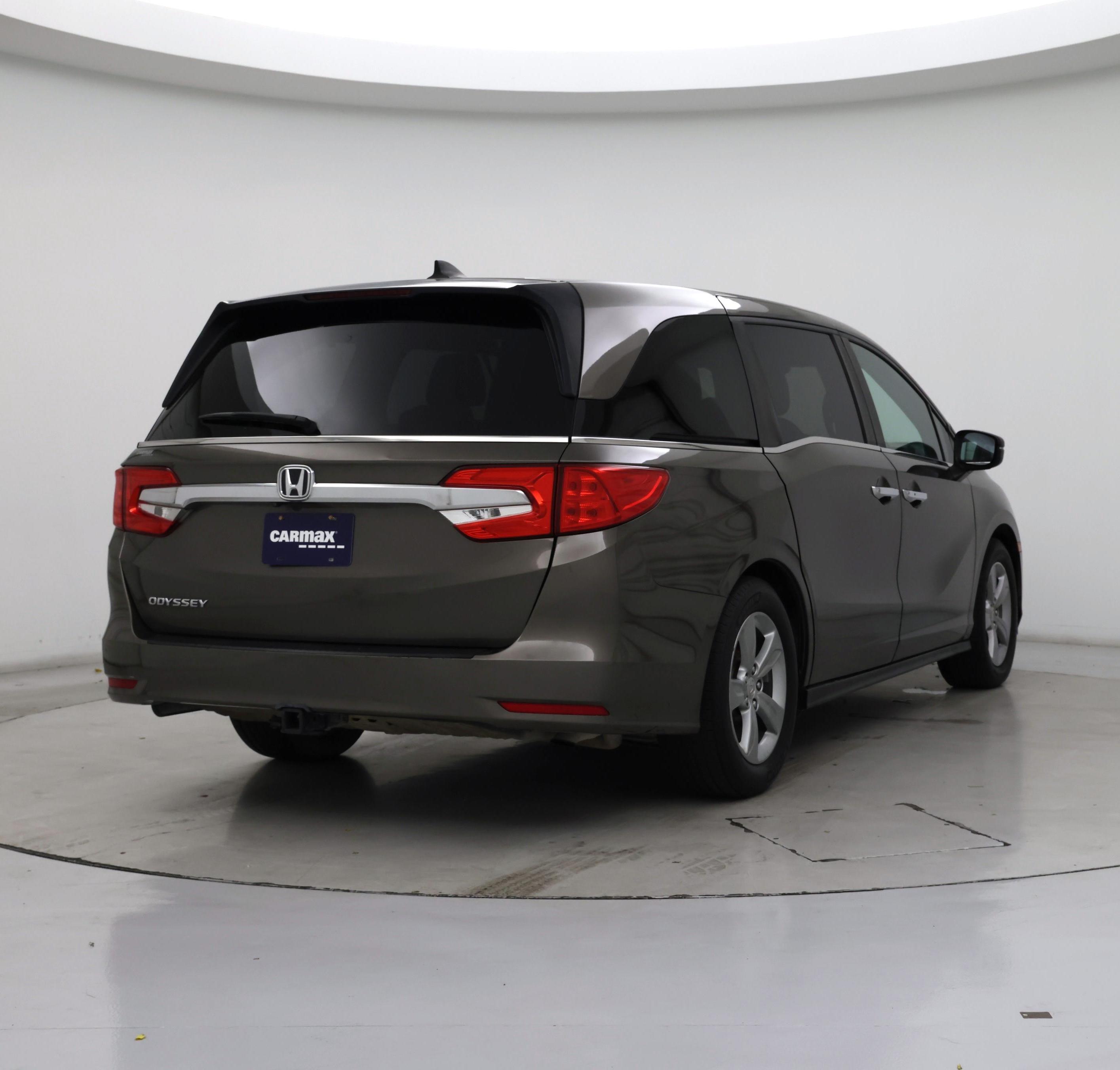 Thumbnail: 2018 Honda Odyssey - 8