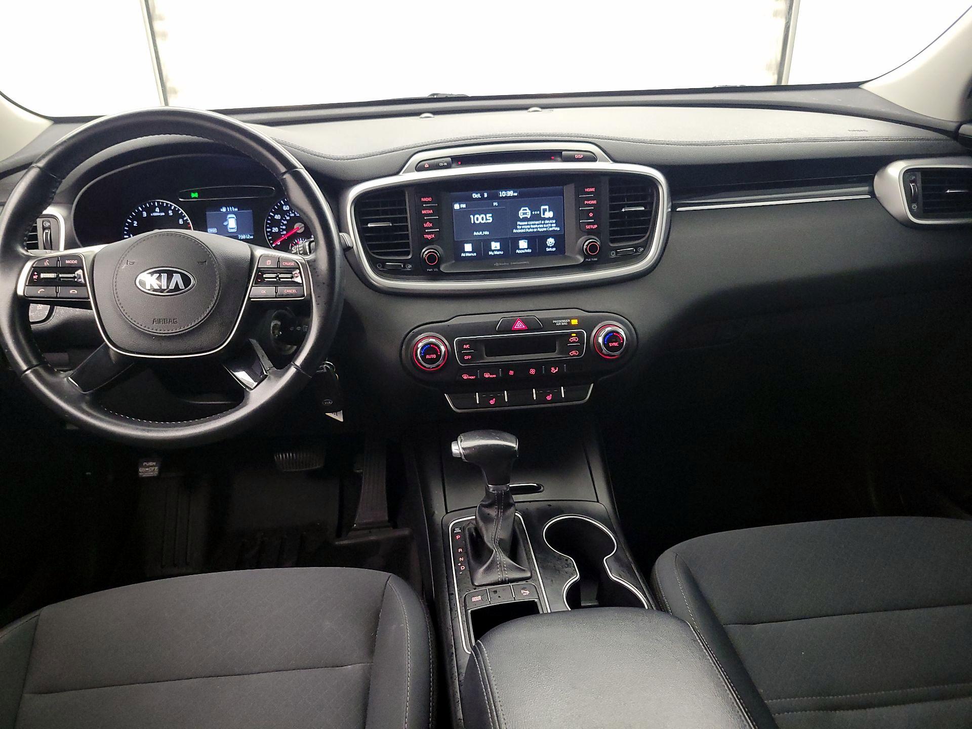 Thumbnail: 2019 Kia Sorento - 9