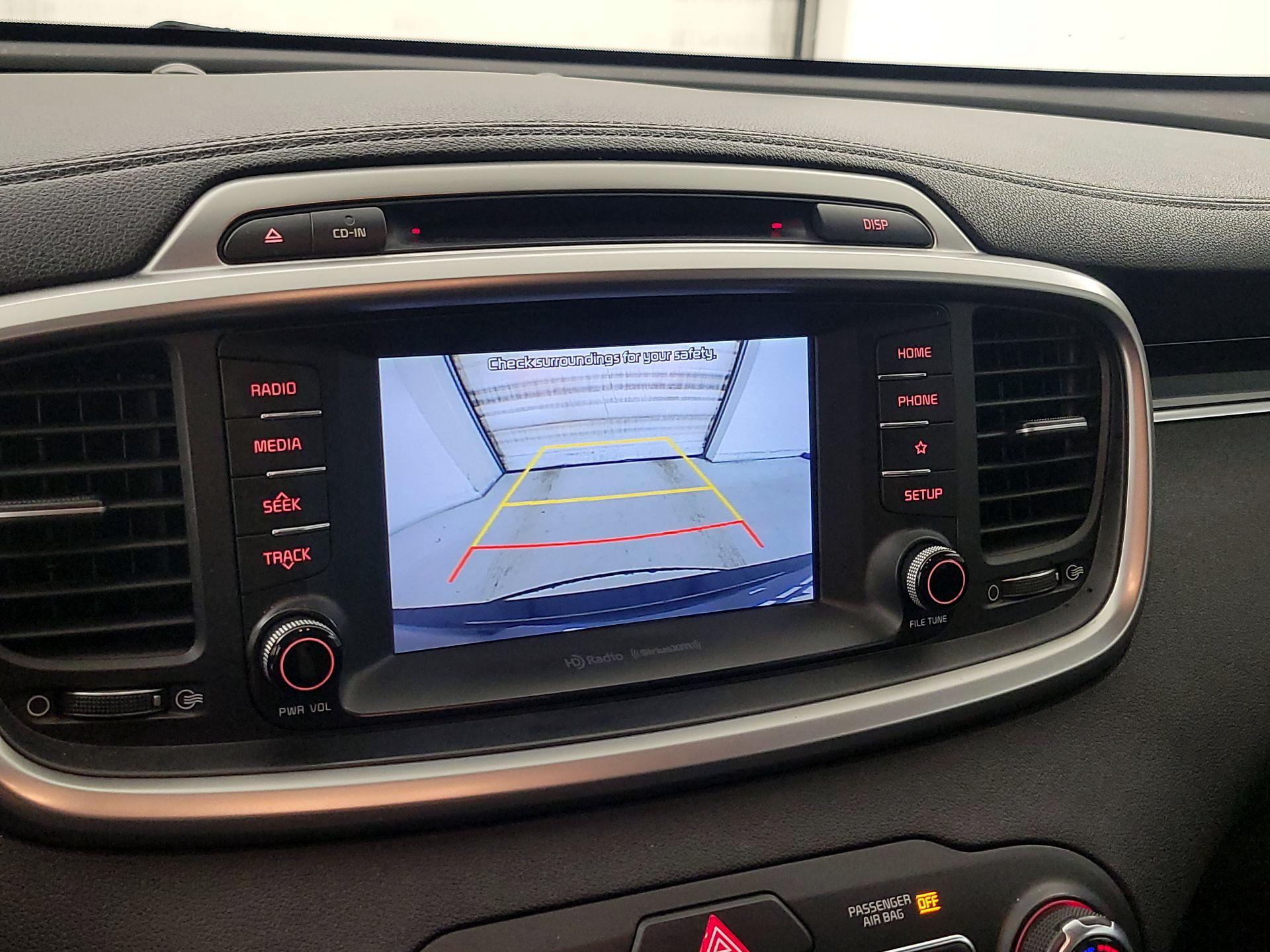 Thumbnail: 2019 Kia Sorento - 14