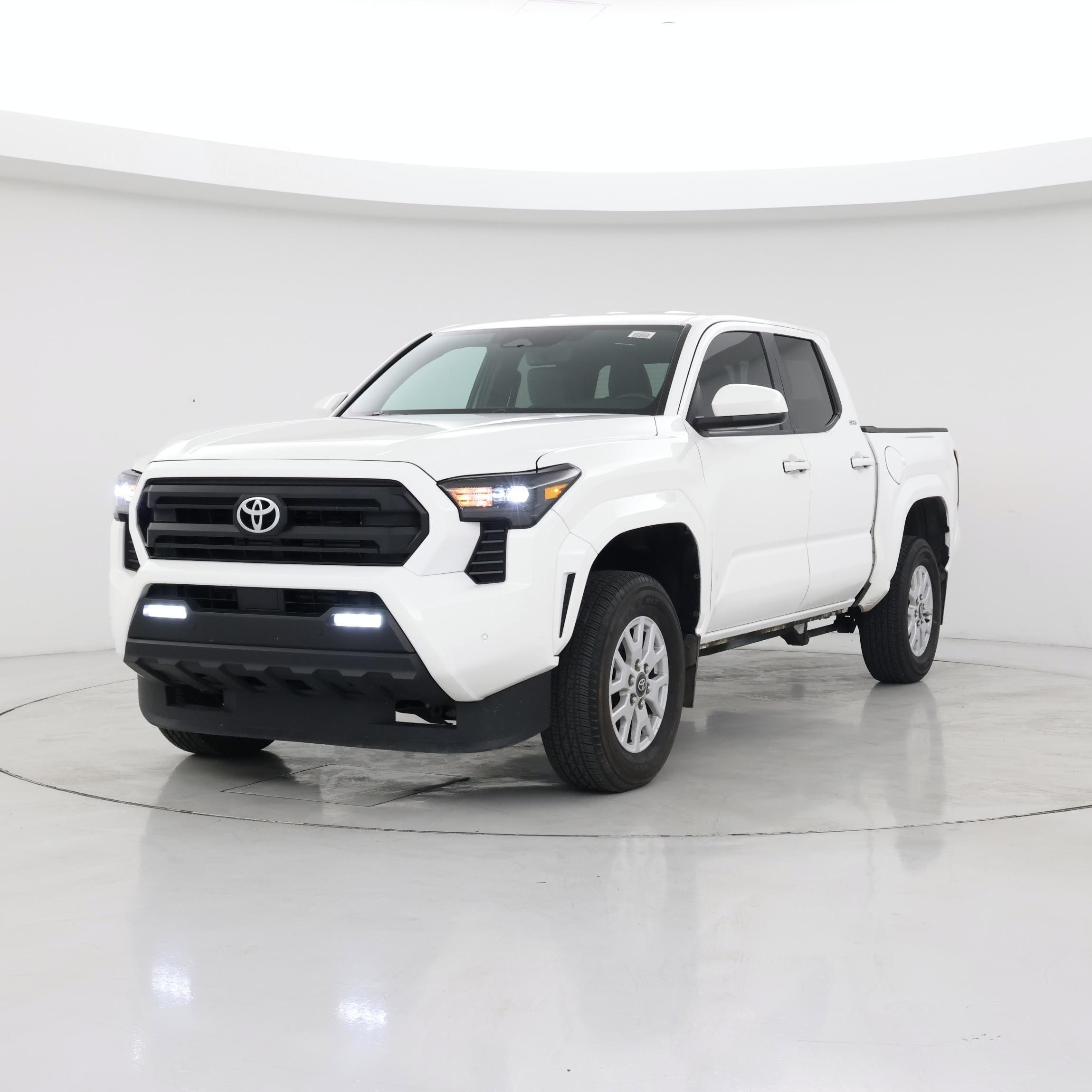 Thumbnail: 2024 Toyota Tacoma - 4