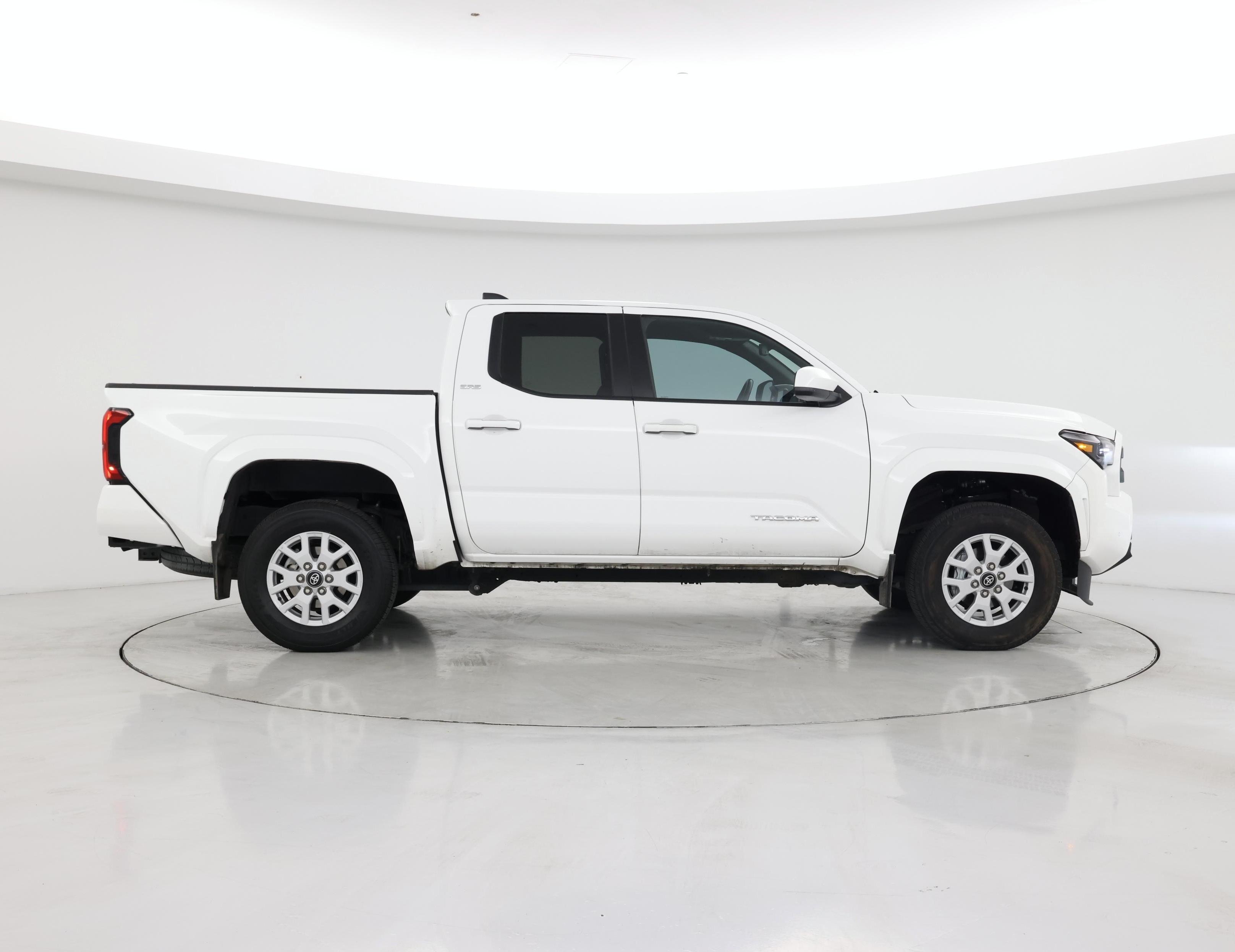 Thumbnail: 2024 Toyota Tacoma - 7