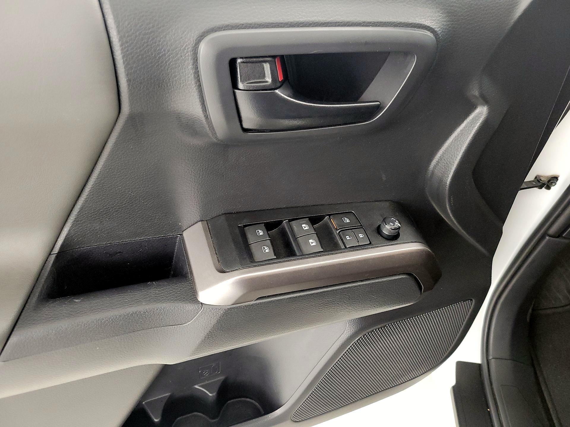 Thumbnail: 2023 Toyota Tacoma - 12