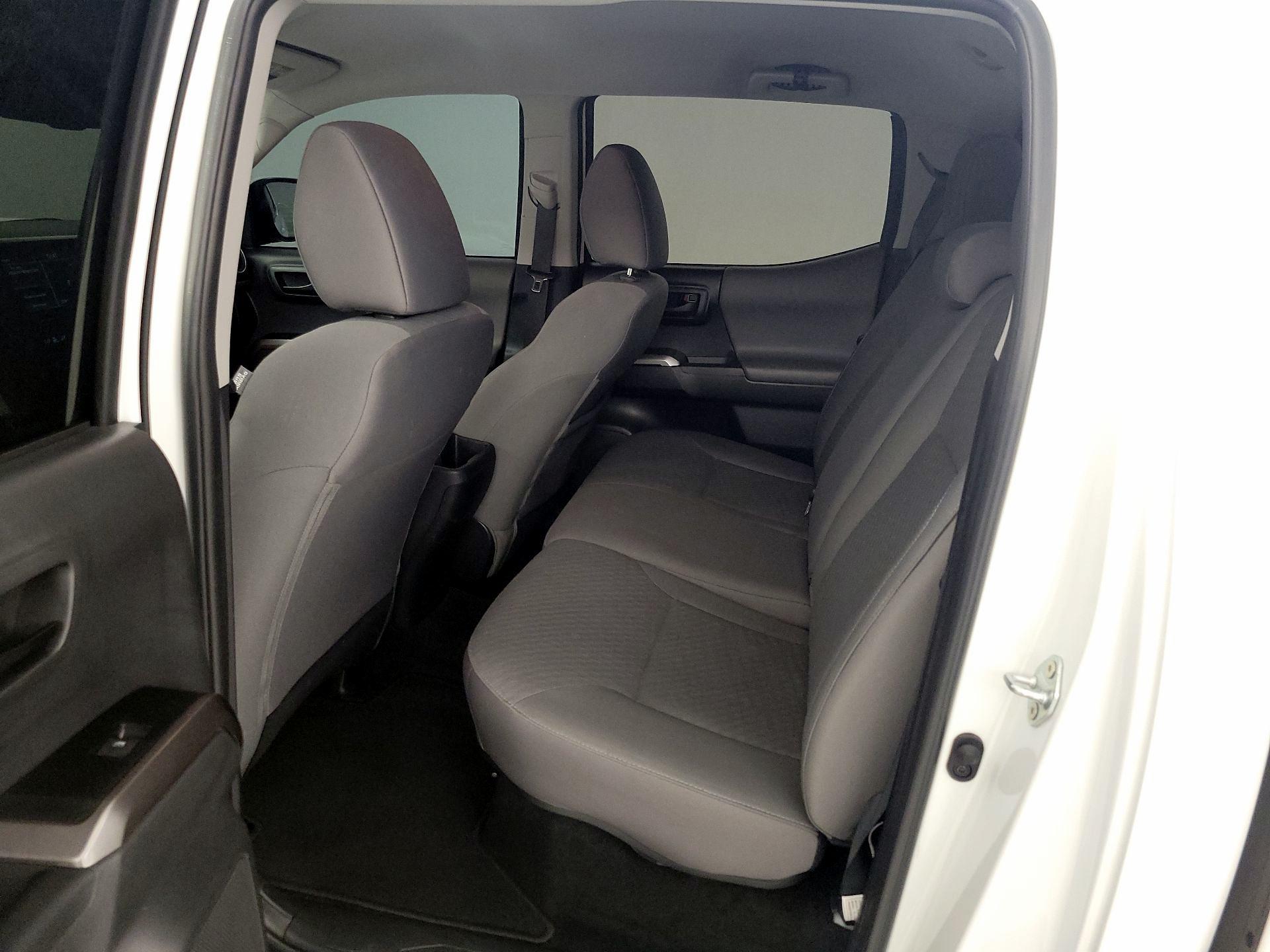 Thumbnail: 2023 Toyota Tacoma - 19