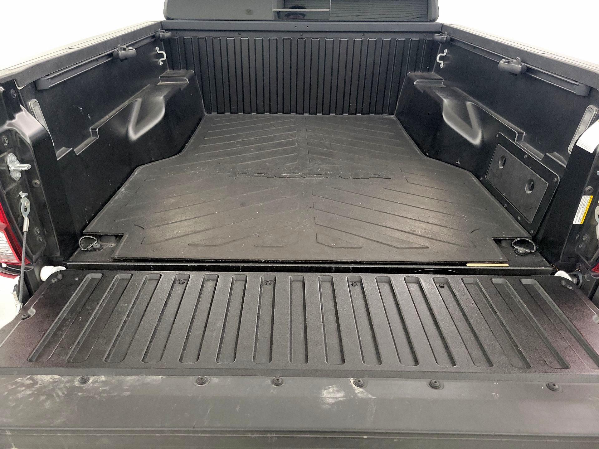 Thumbnail: 2023 Toyota Tacoma - 20