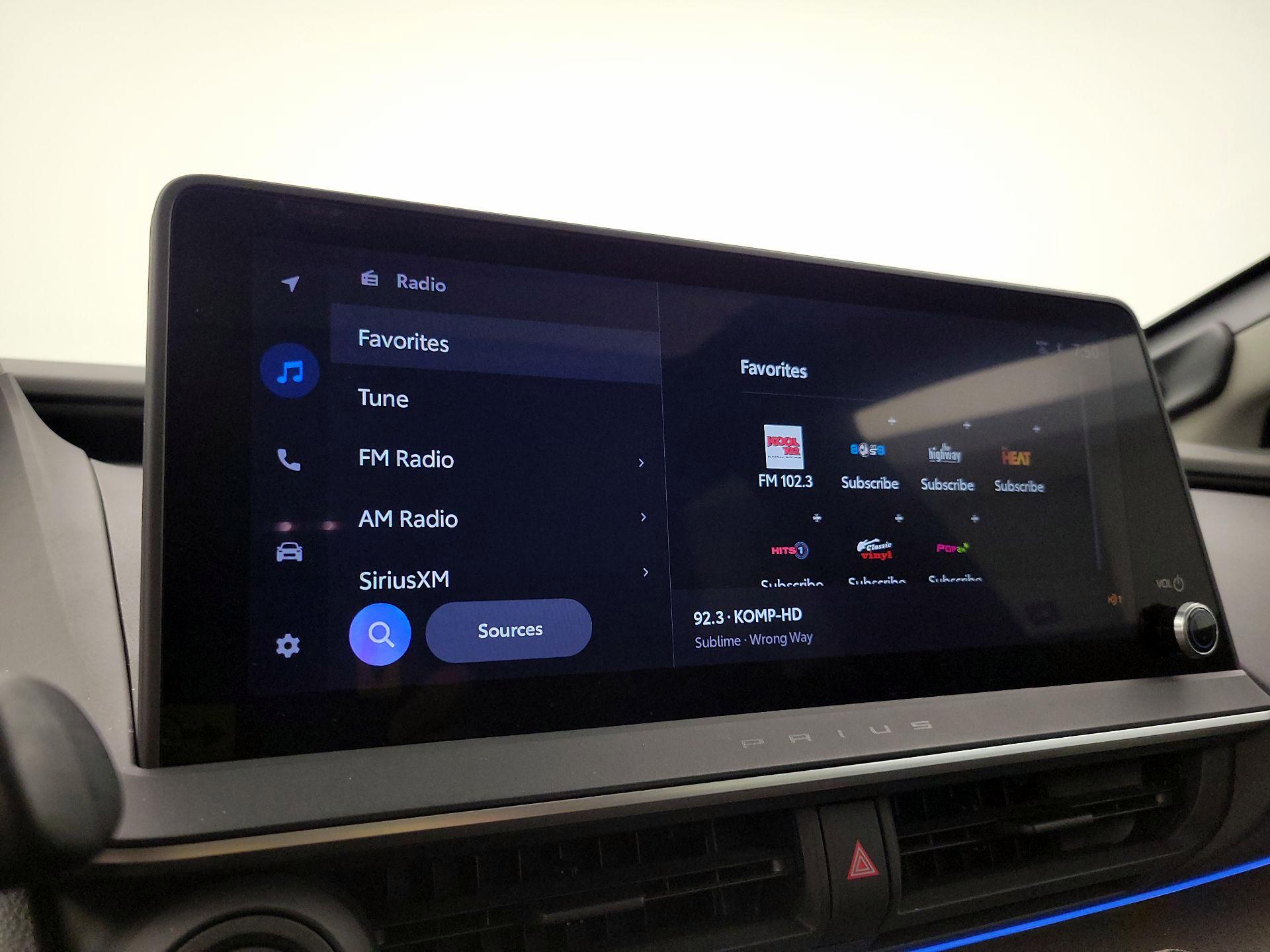 Thumbnail: 2023 Toyota Prius - 16