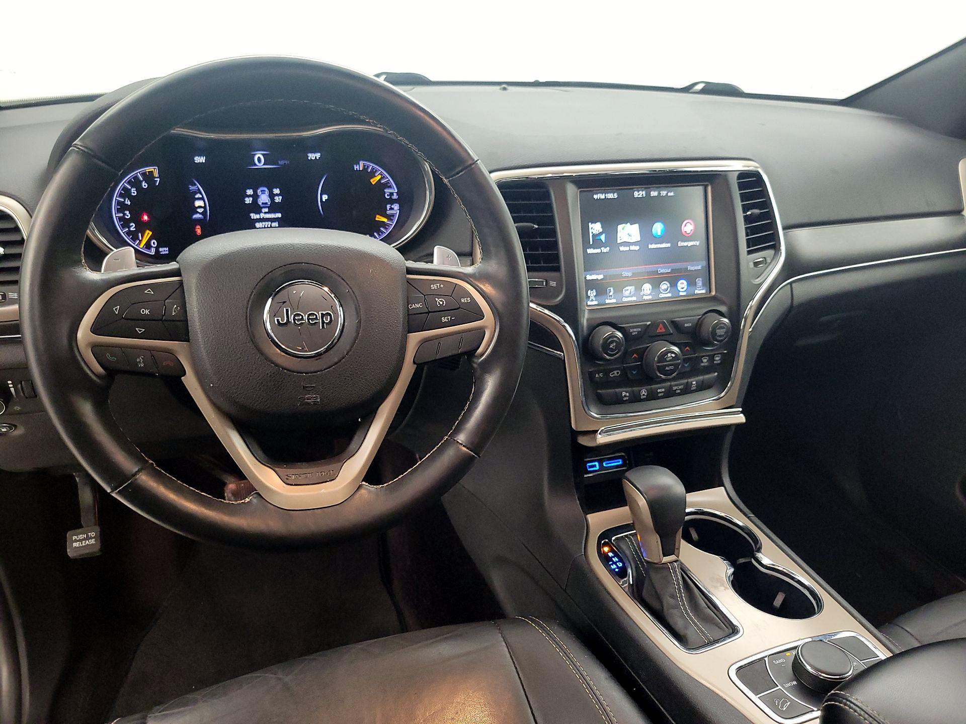 Thumbnail: 2017 Jeep Grand Cherokee - 9