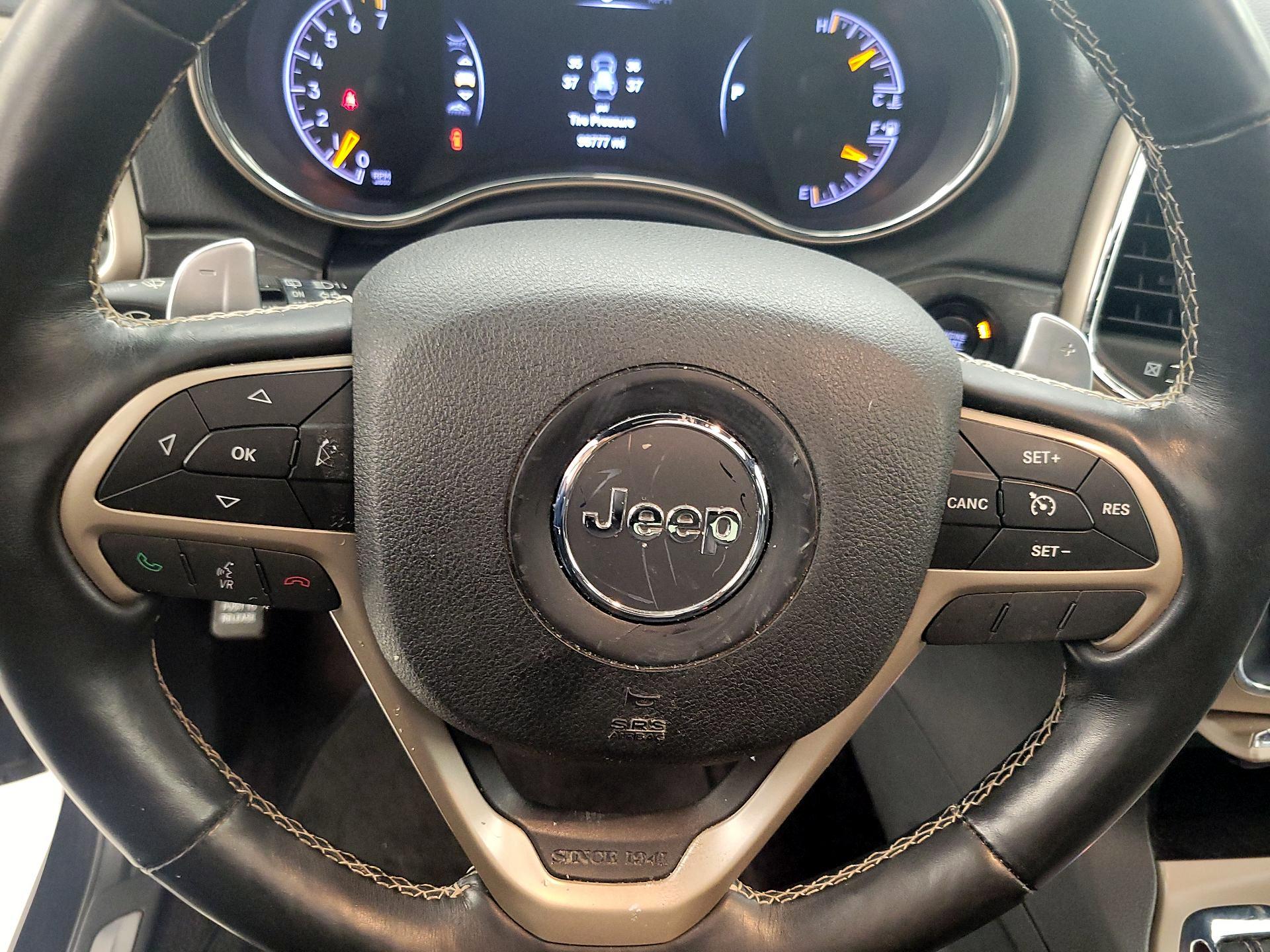 Thumbnail: 2017 Jeep Grand Cherokee - 10