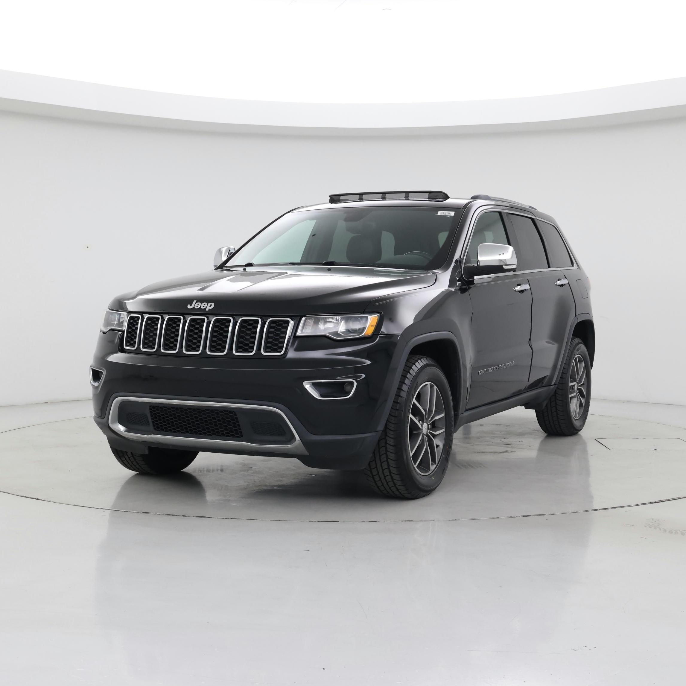 Thumbnail: 2017 Jeep Grand Cherokee - 4