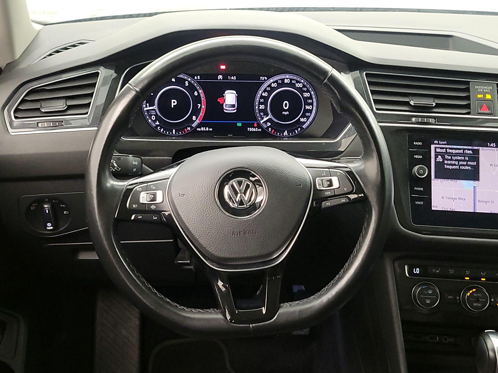 Thumbnail: 2019 Volkswagen Tiguan - 10