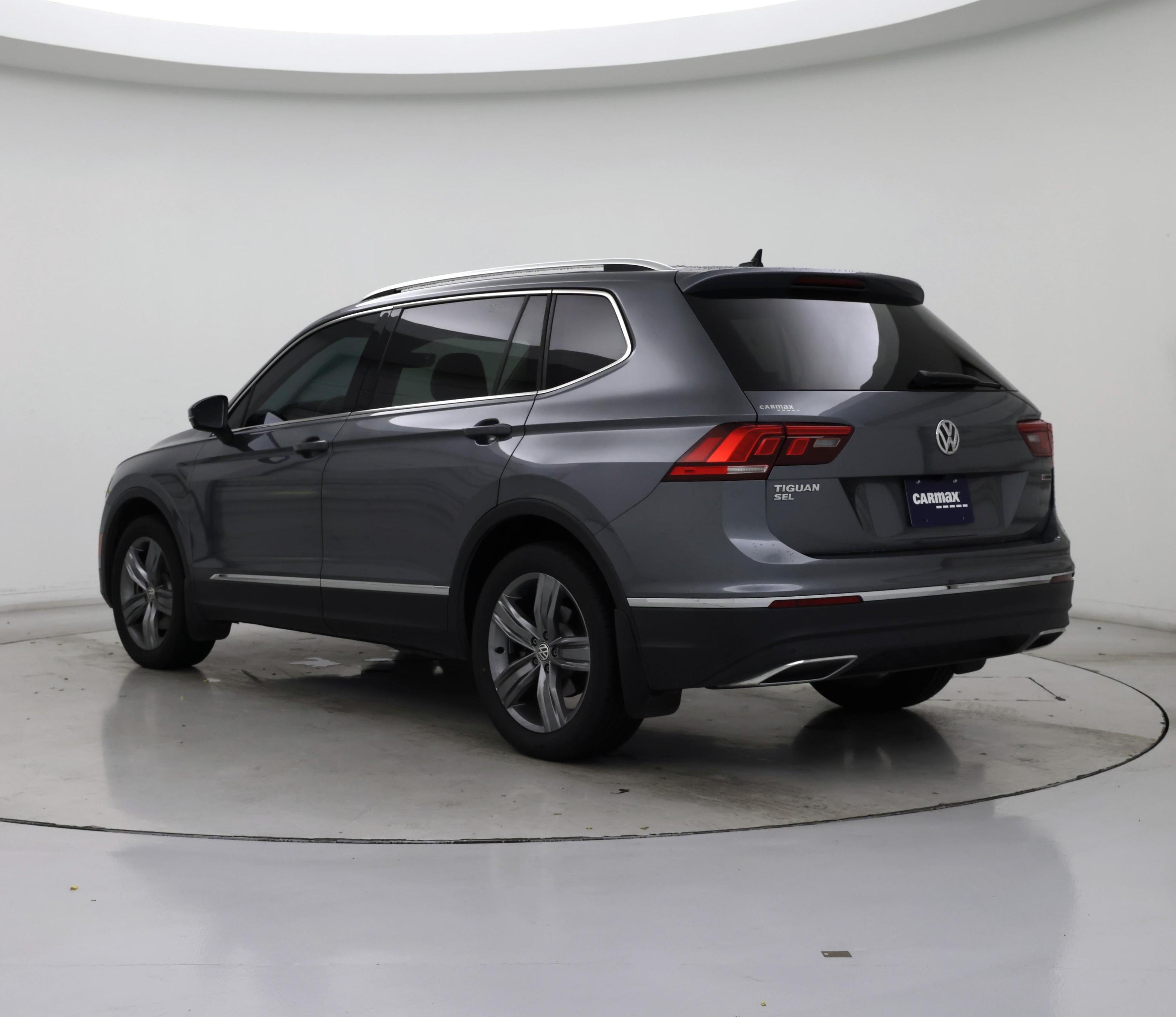 Thumbnail: 2019 Volkswagen Tiguan - 2