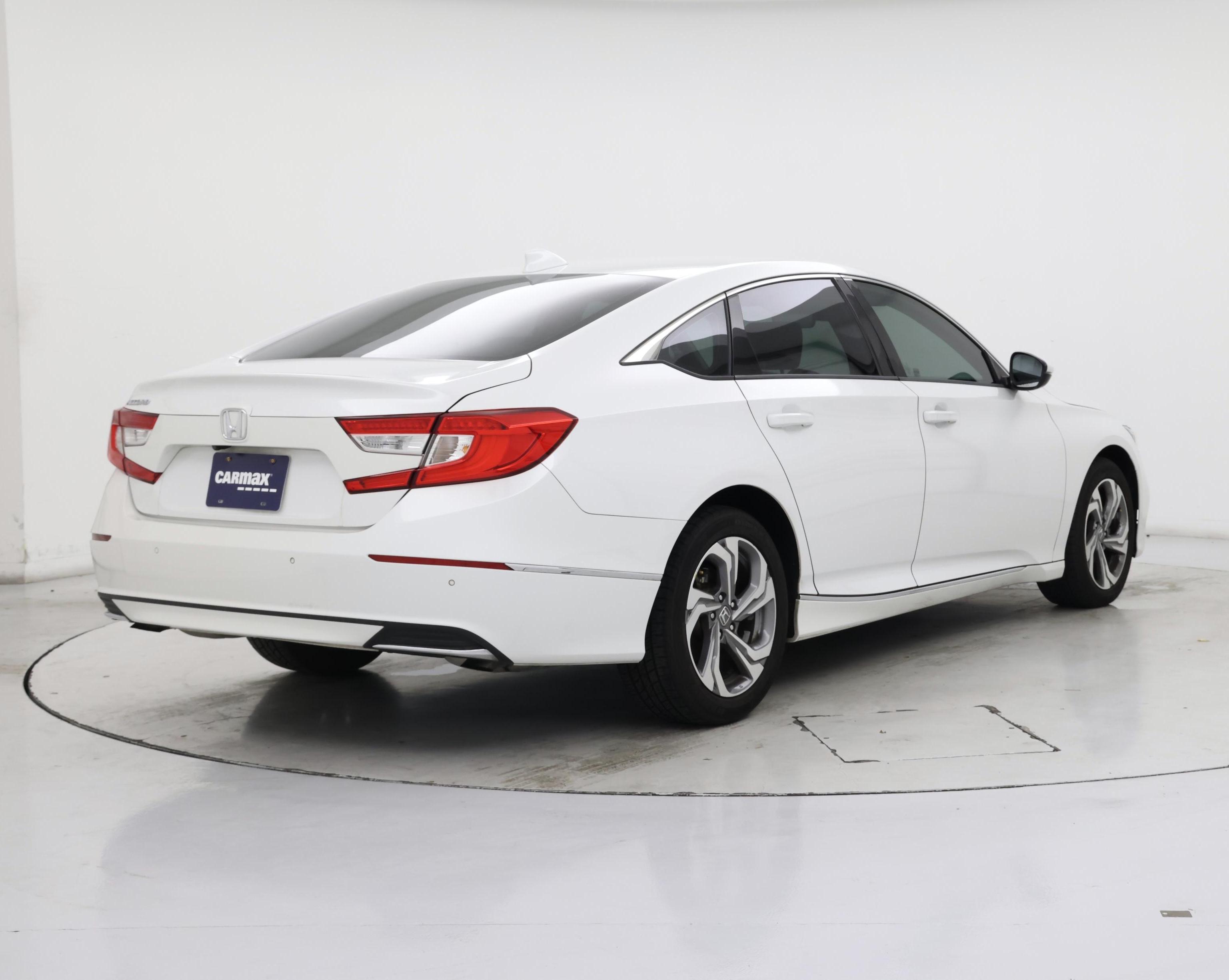 Thumbnail: 2018 Honda Accord - 8