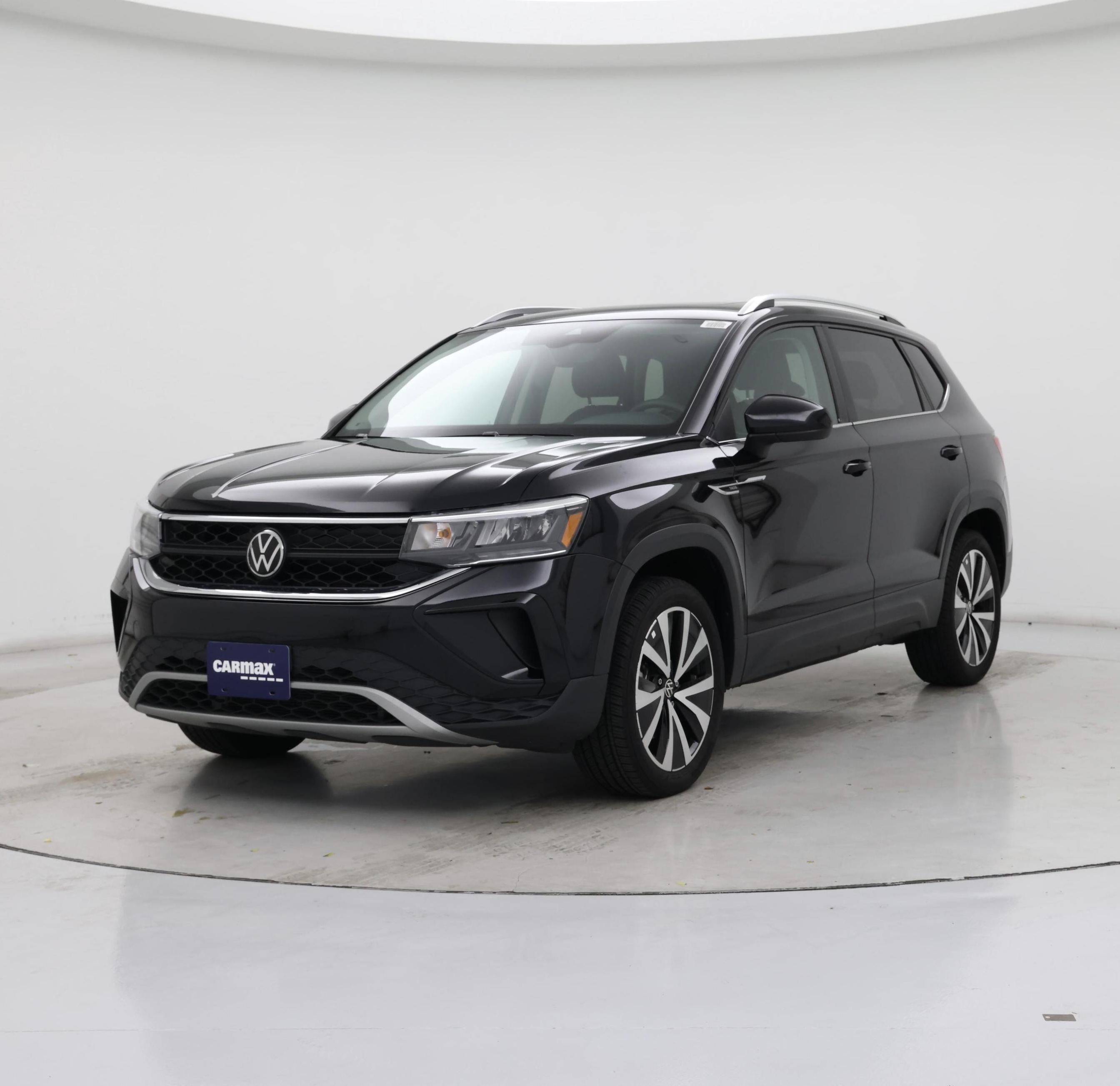 Thumbnail: 2023 Volkswagen Taos - 4