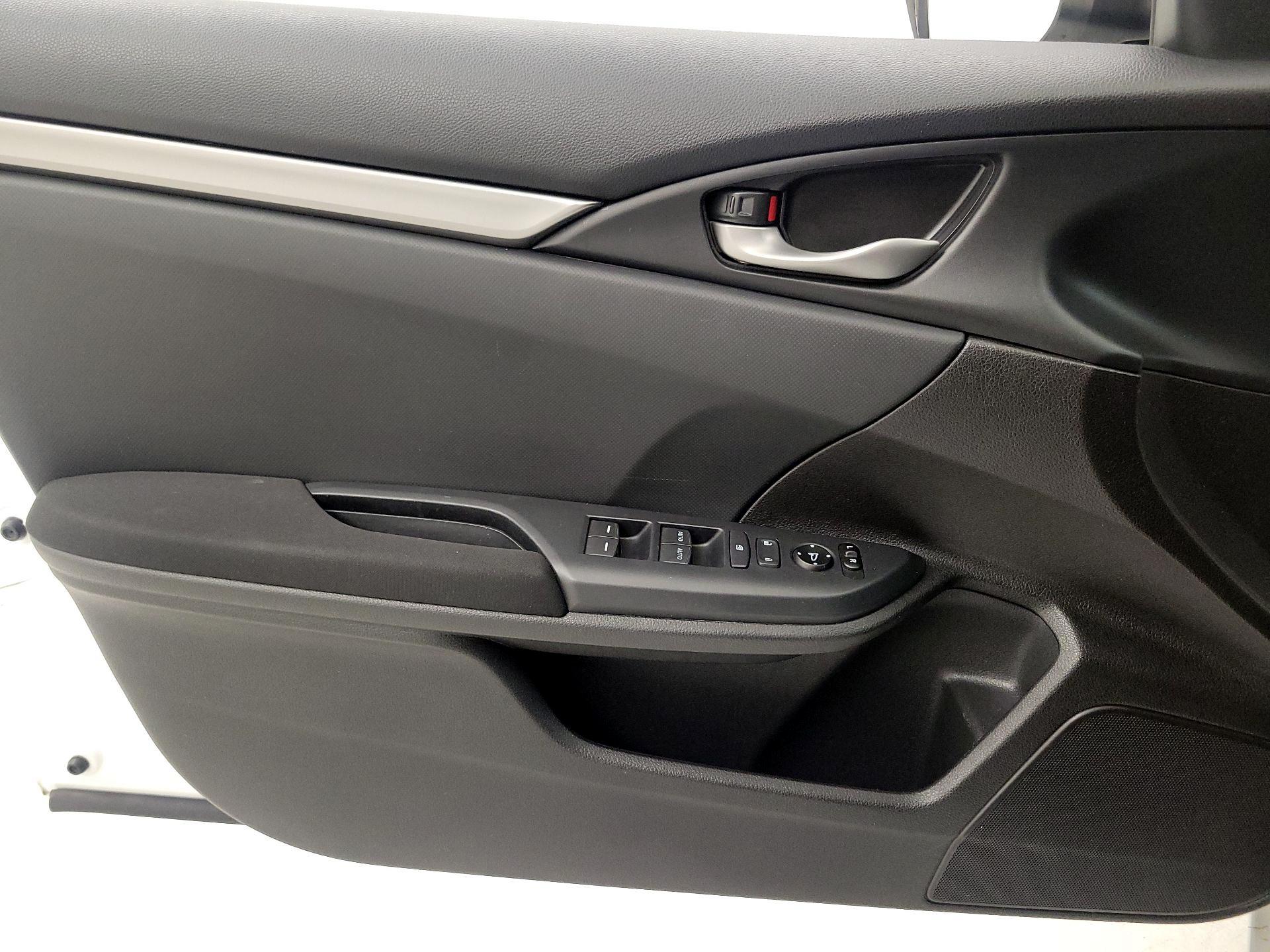 Thumbnail: 2020 Honda Civic - 12