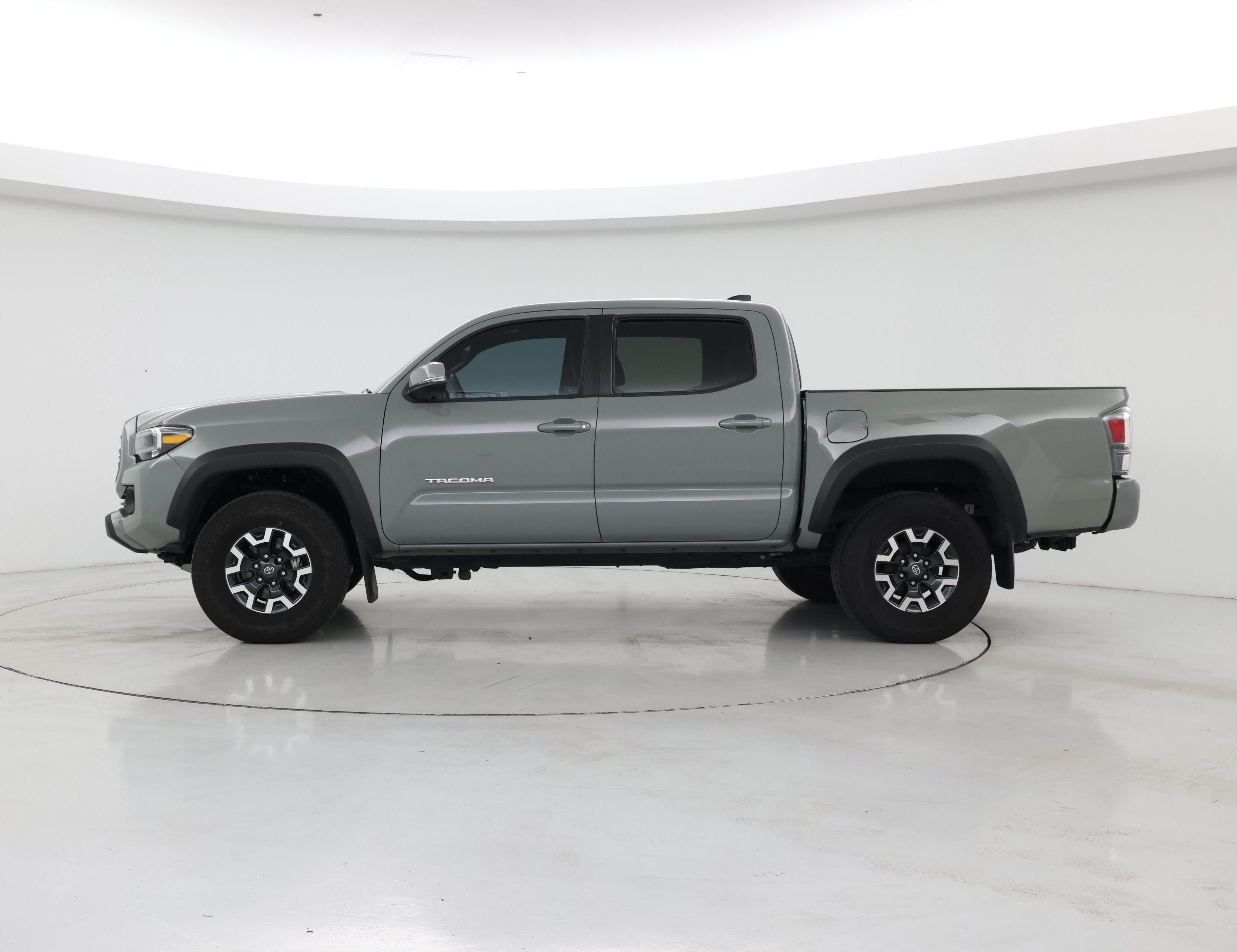 Thumbnail: 2023 Toyota Tacoma - 3