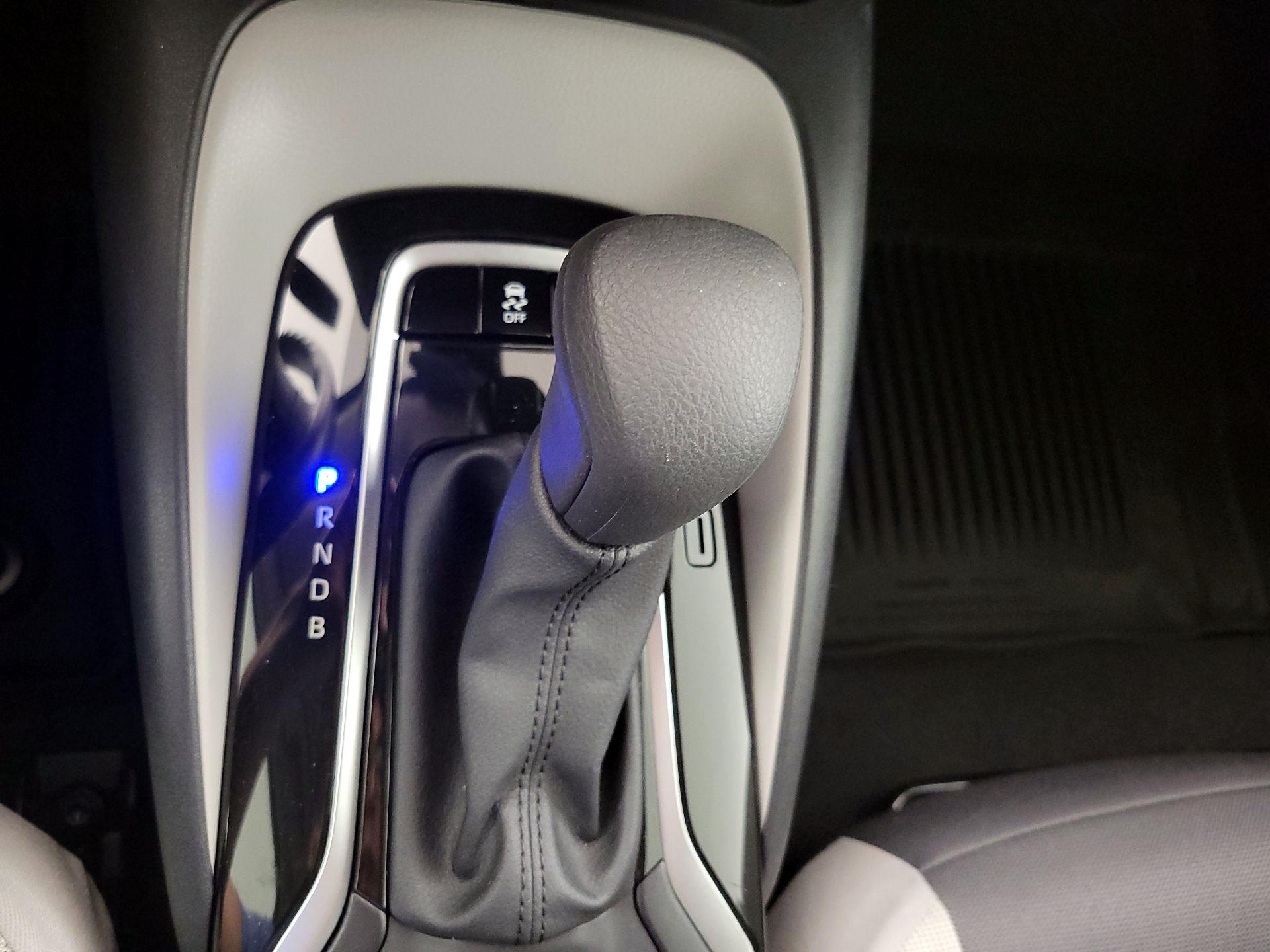 Thumbnail: 2025 Toyota Corolla - 17