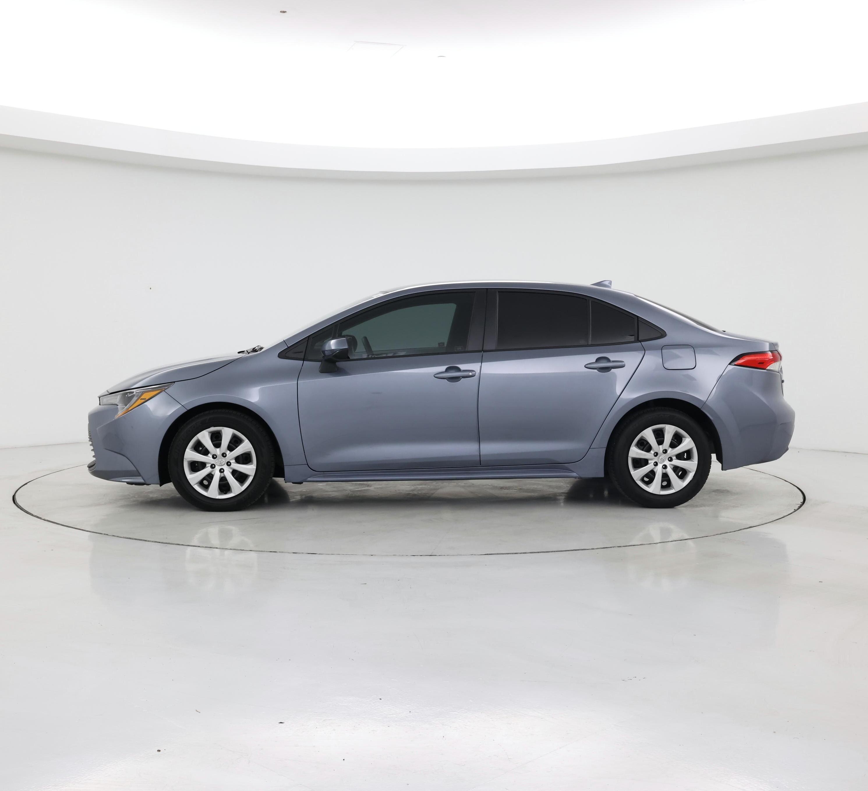 Thumbnail: 2025 Toyota Corolla - 3