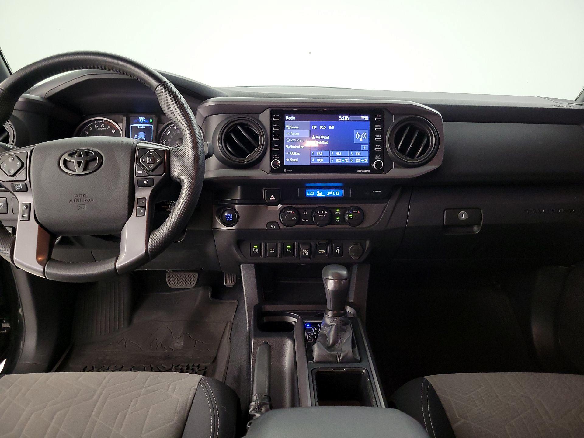 Thumbnail: 2022 Toyota Tacoma - 9