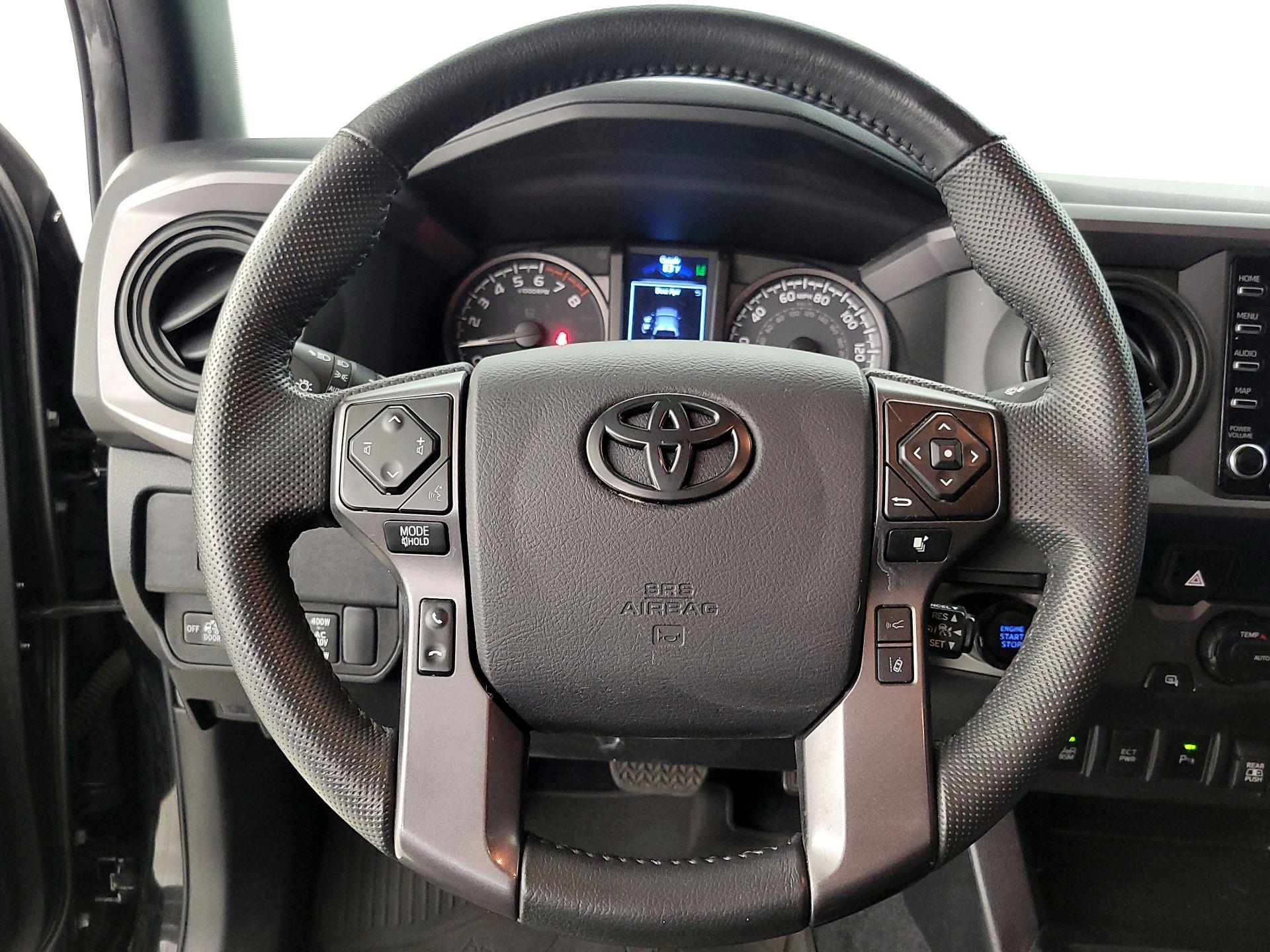 Thumbnail: 2022 Toyota Tacoma - 10