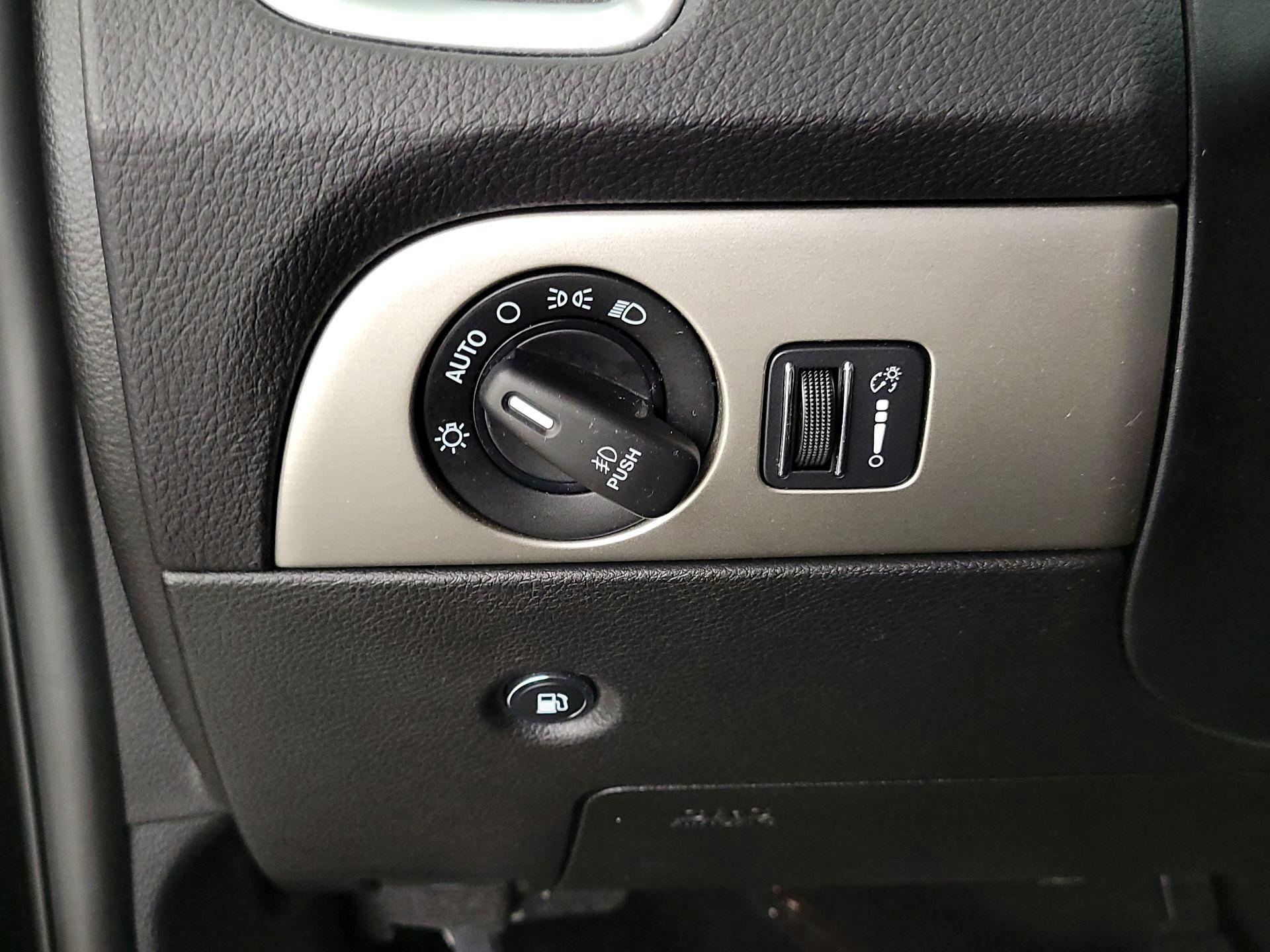 Thumbnail: 2019 Dodge Durango - 13