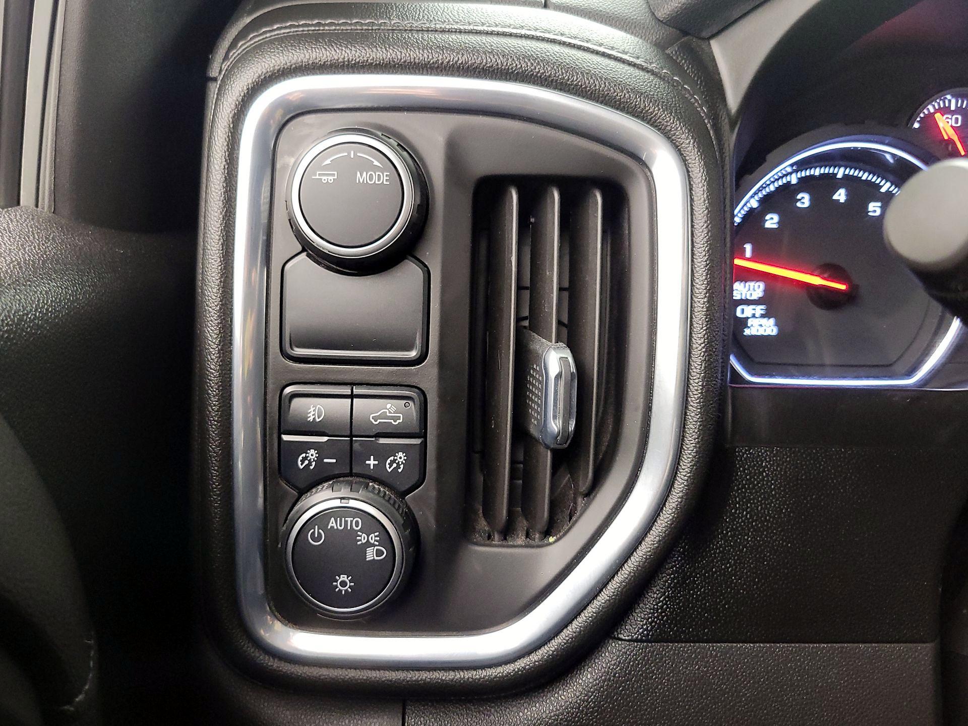 Thumbnail: 2021 Chevrolet Silverado 1500 - 13