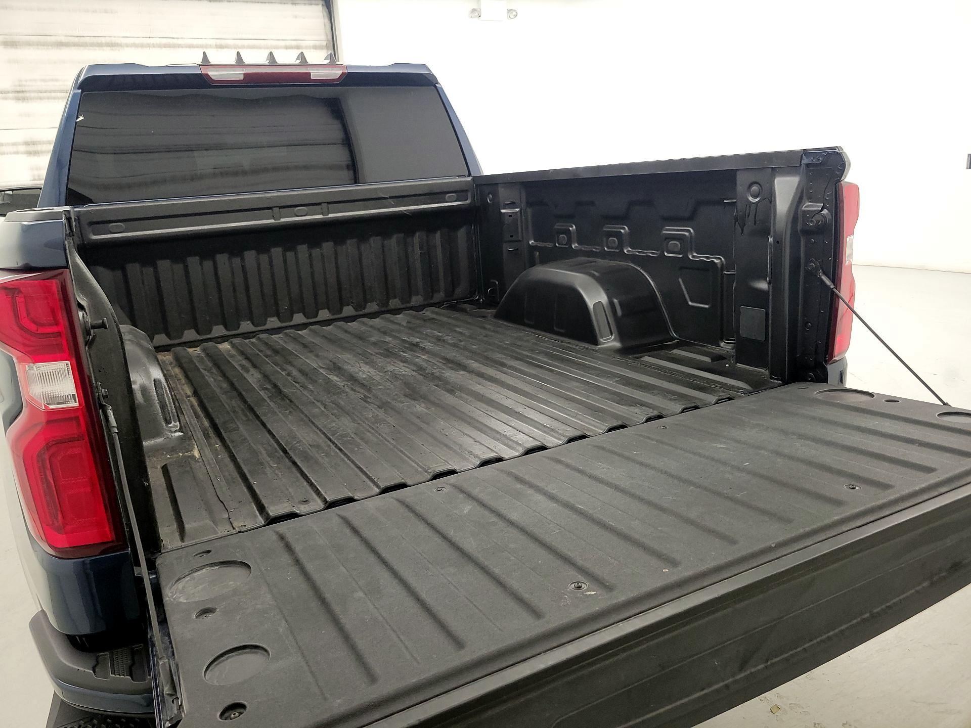Thumbnail: 2021 Chevrolet Silverado 1500 - 20
