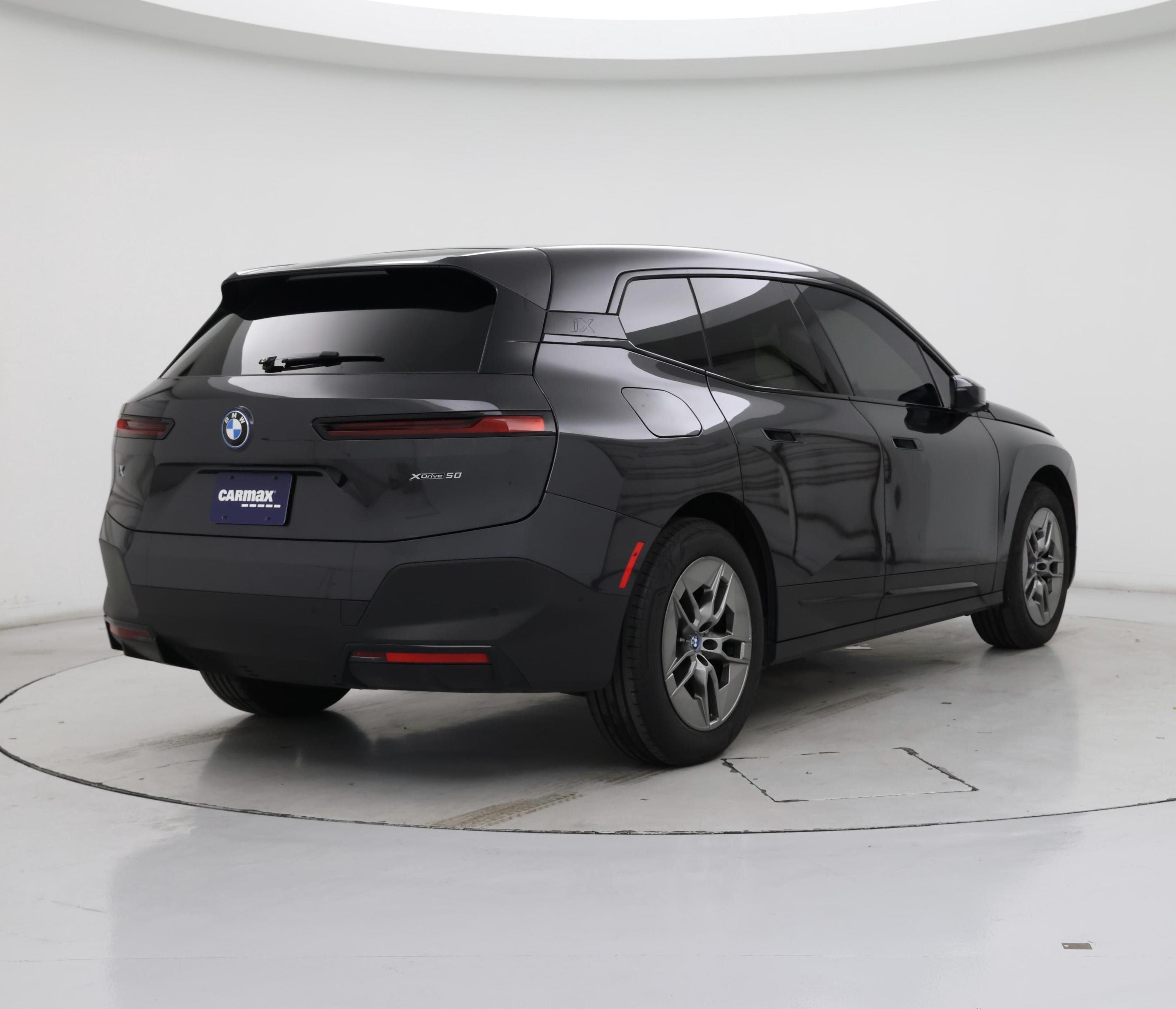 Thumbnail: 2022 BMW iX - 8