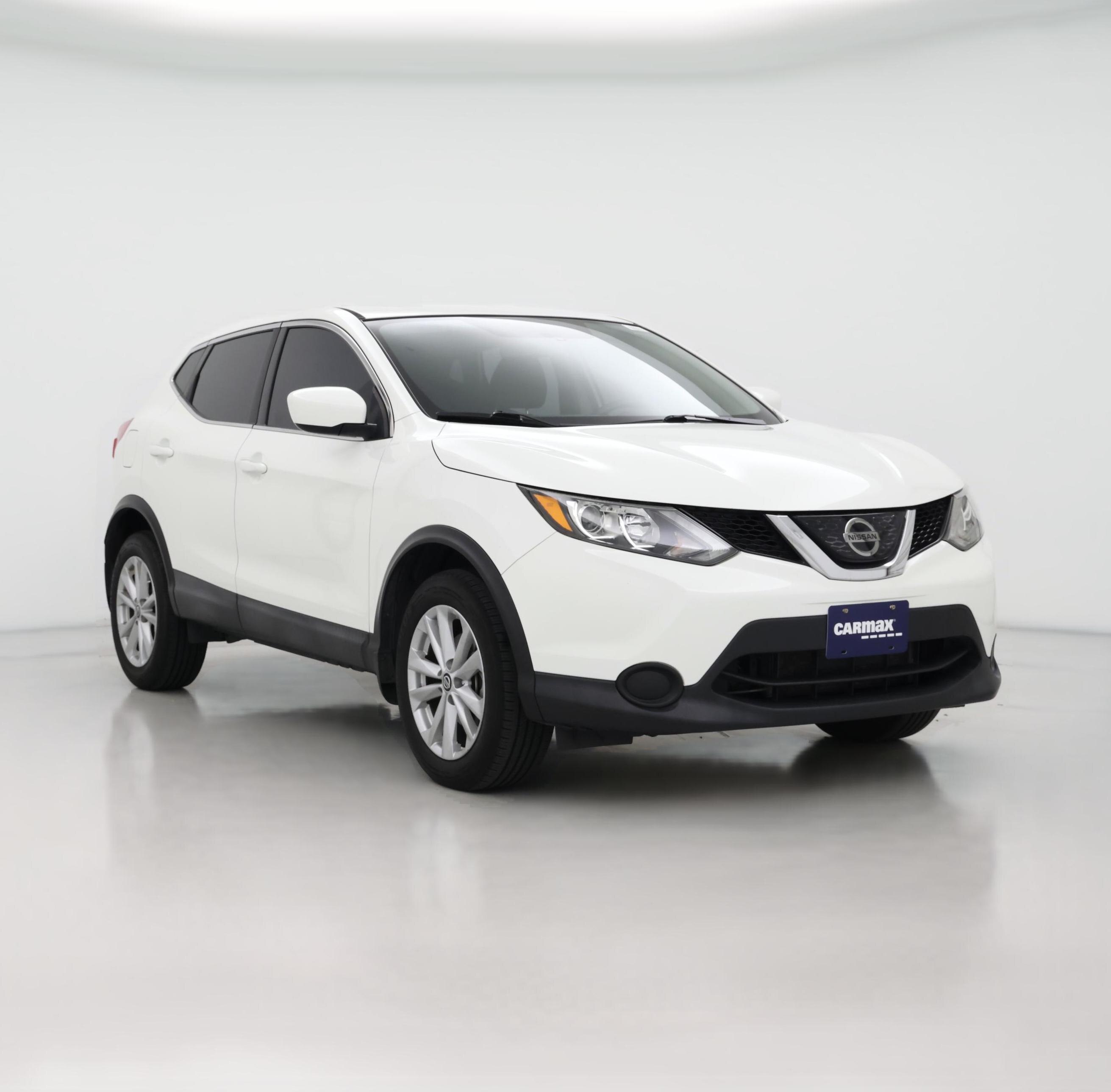 Thumbnail: 2019 Nissan Rogue Sport - 1