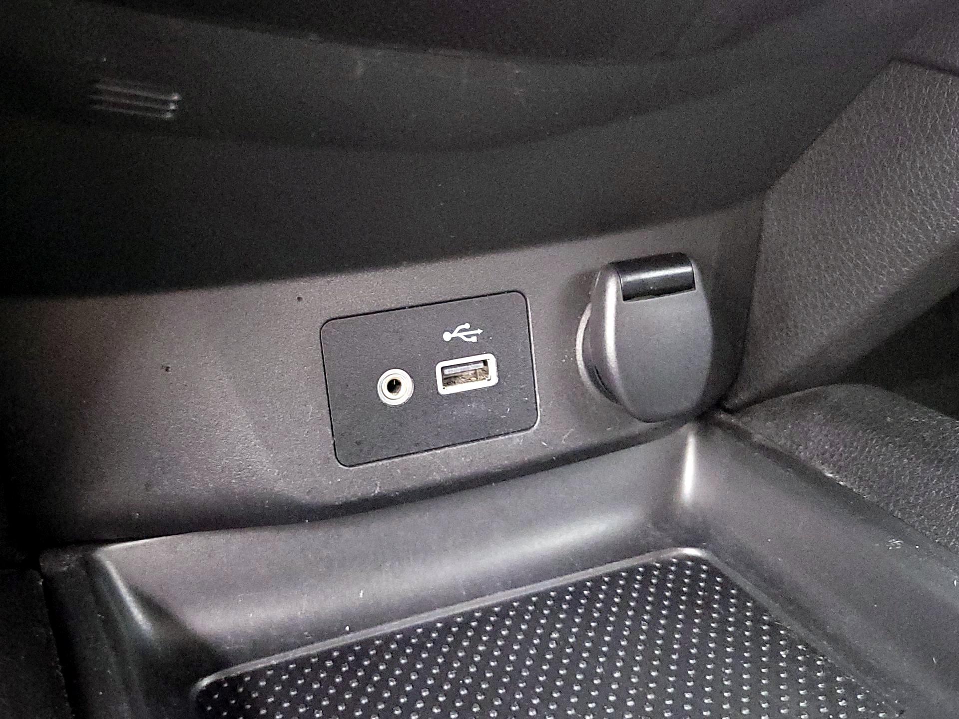 Thumbnail: 2019 Nissan Rogue Sport - 18