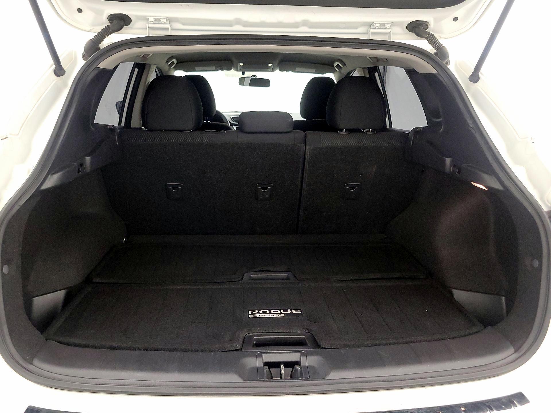 Thumbnail: 2019 Nissan Rogue Sport - 20