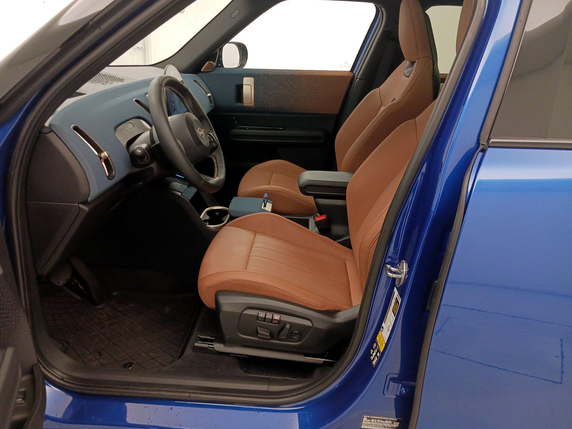 Thumbnail: 2025 MINI Cooper Countryman - 11
